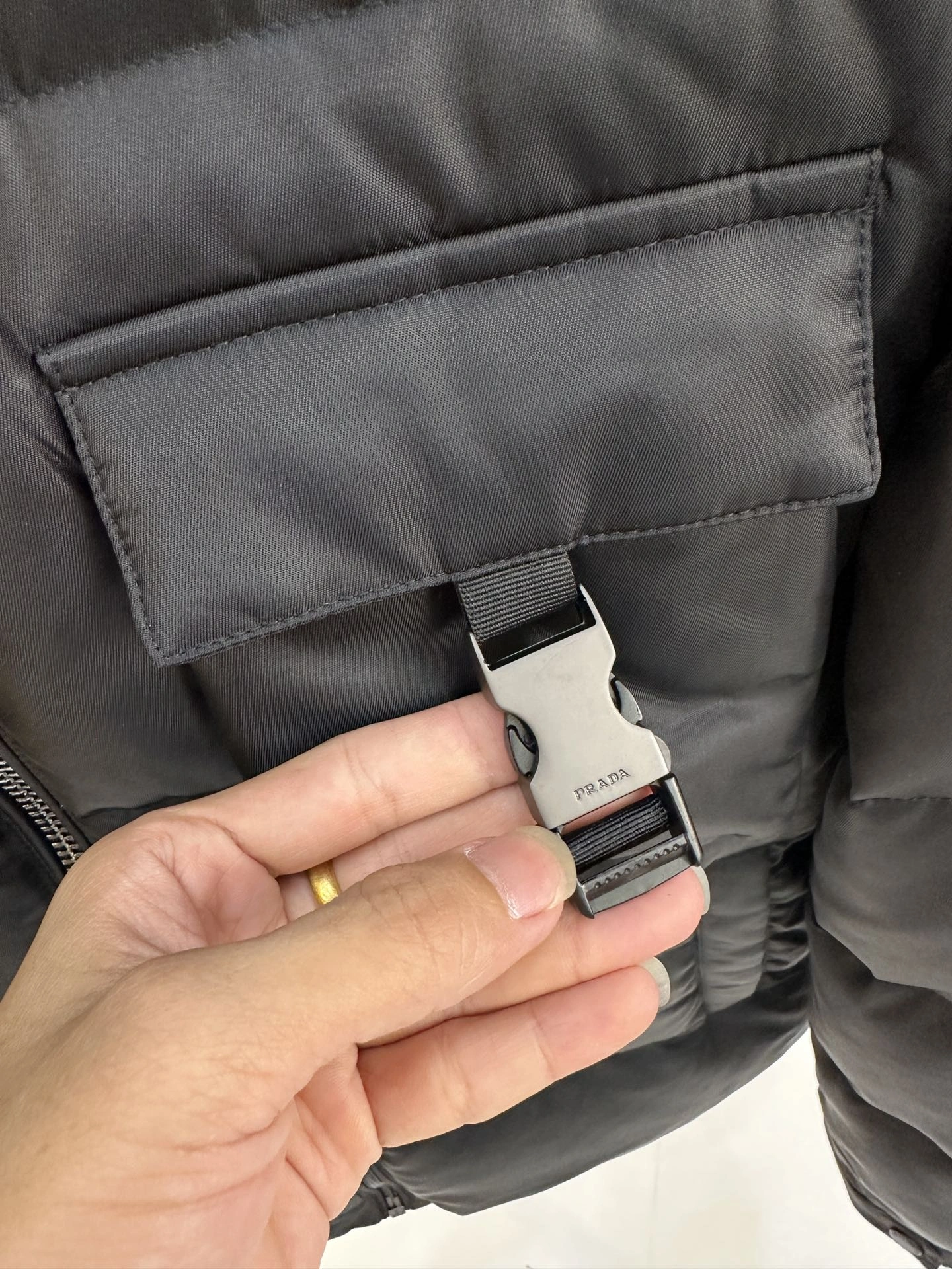 EyeCatching Prada Down Jackets 172561
