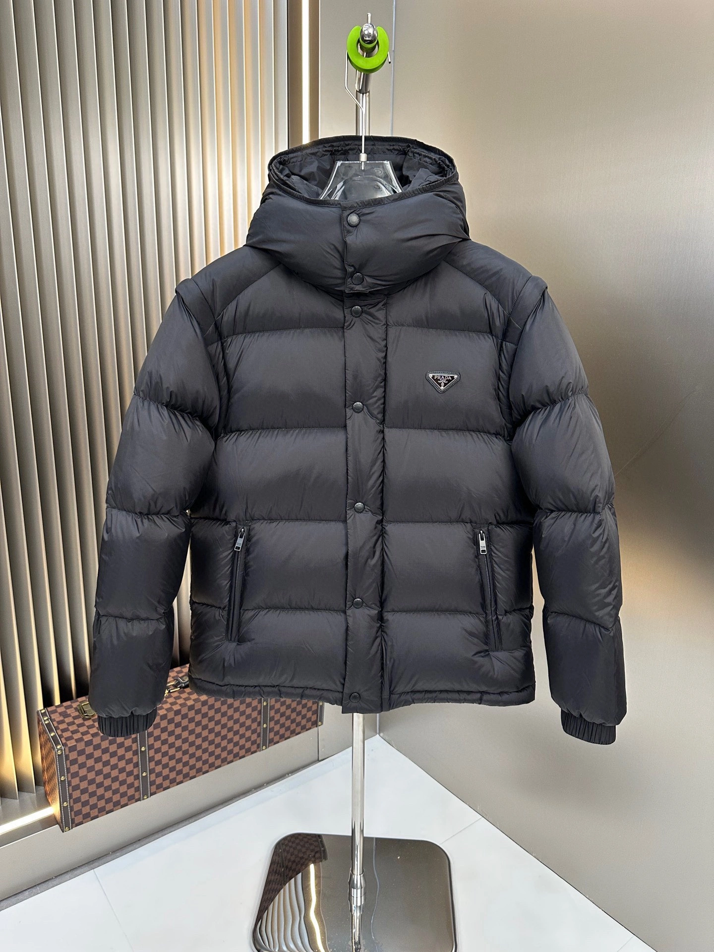 Effortless Prada Down Jackets 172604