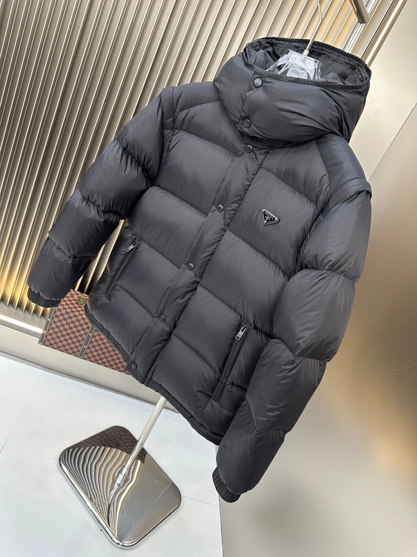 Effortless Prada Down Jackets 172604