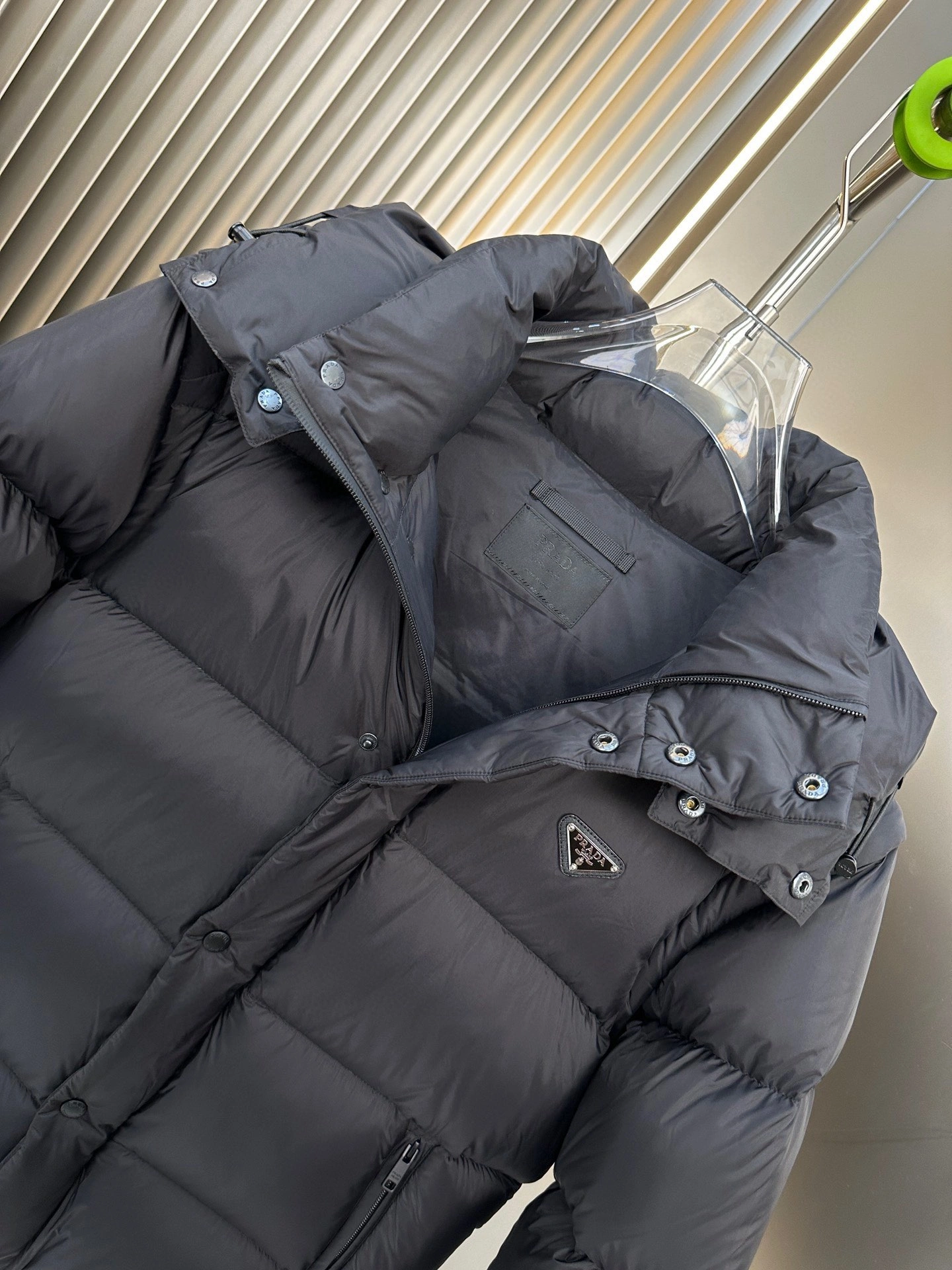 Effortless Prada Down Jackets 172604