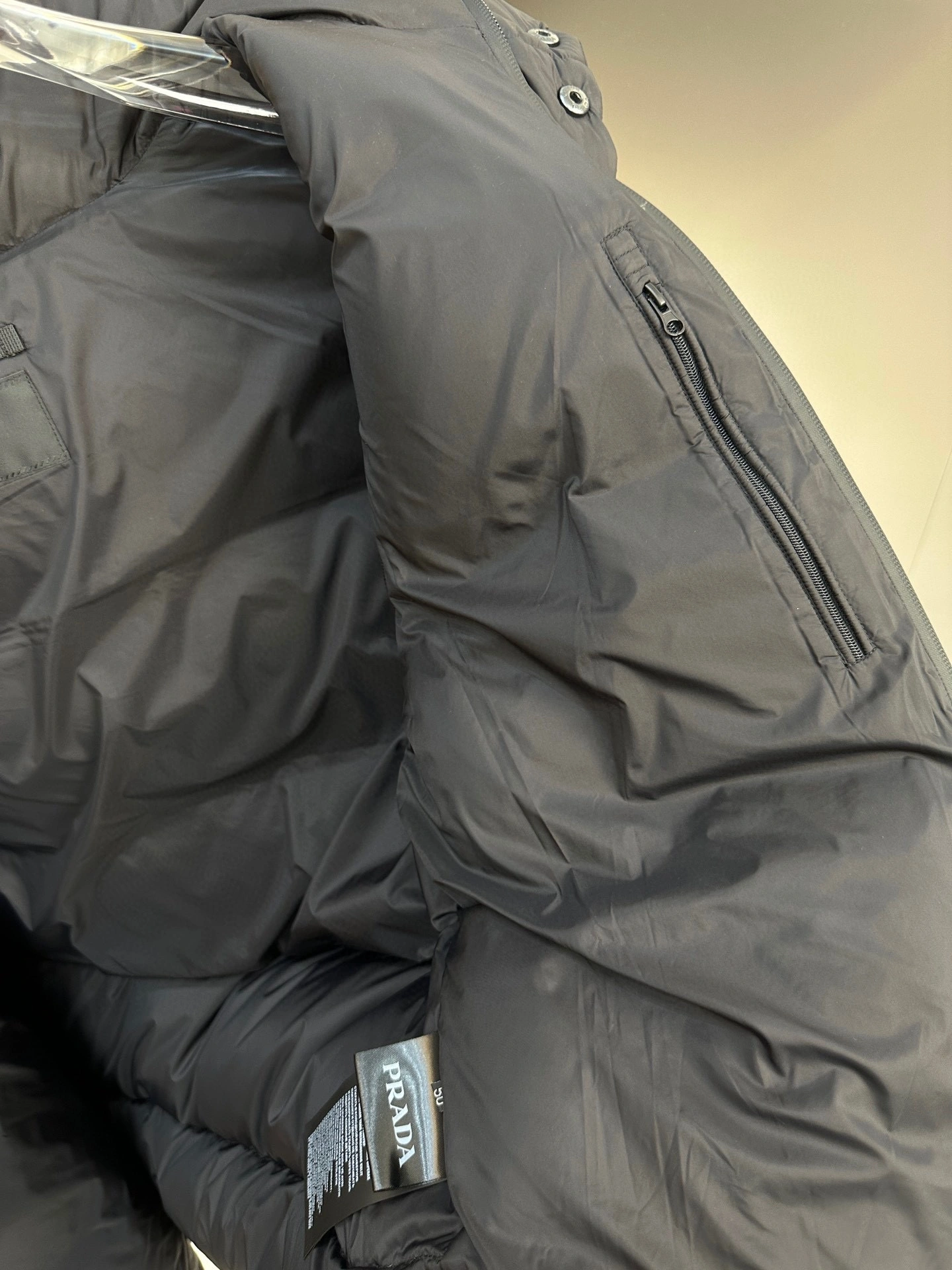 Effortless Prada Down Jackets 172604