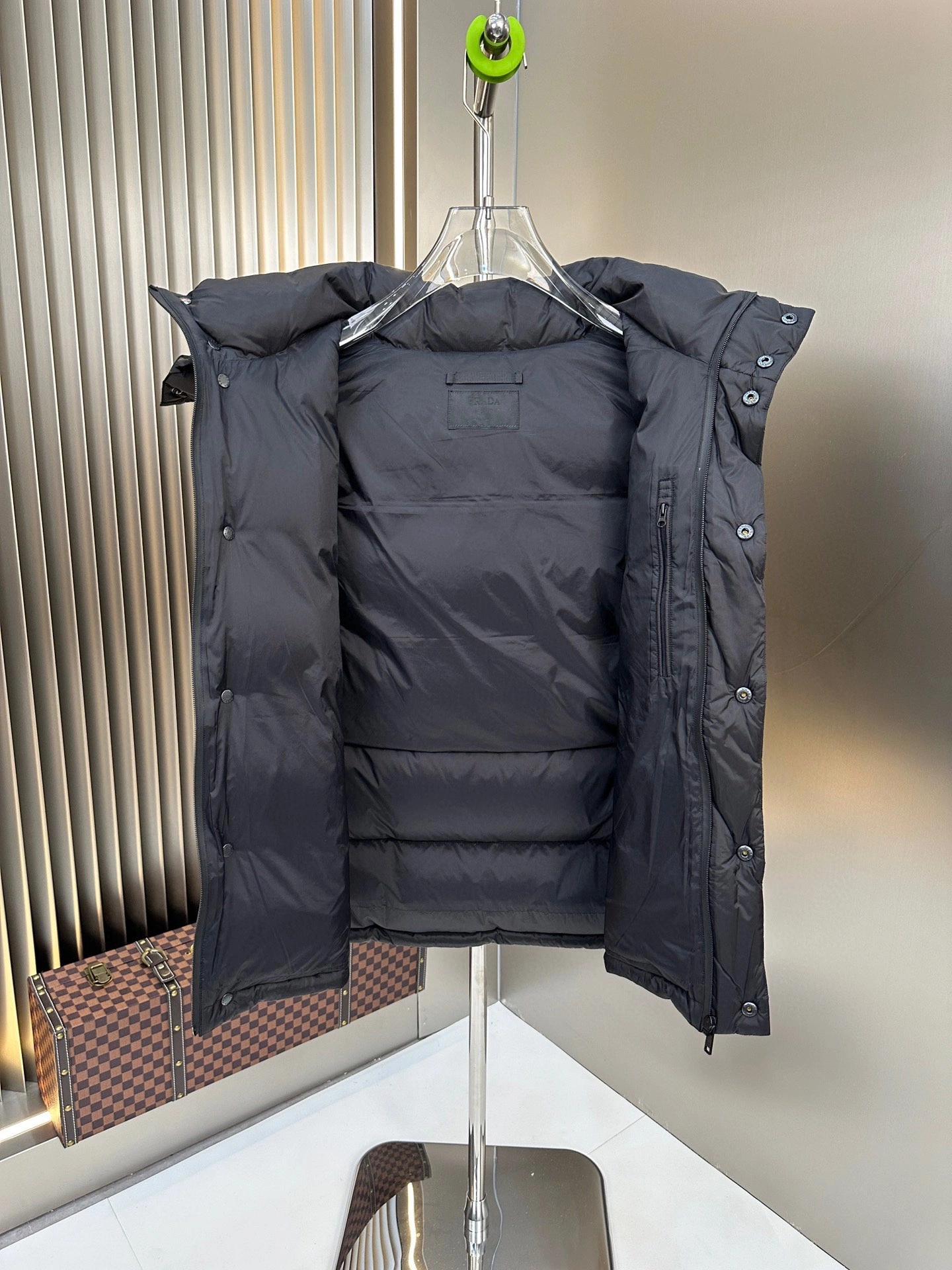 Effortless Prada Down Jackets 172604
