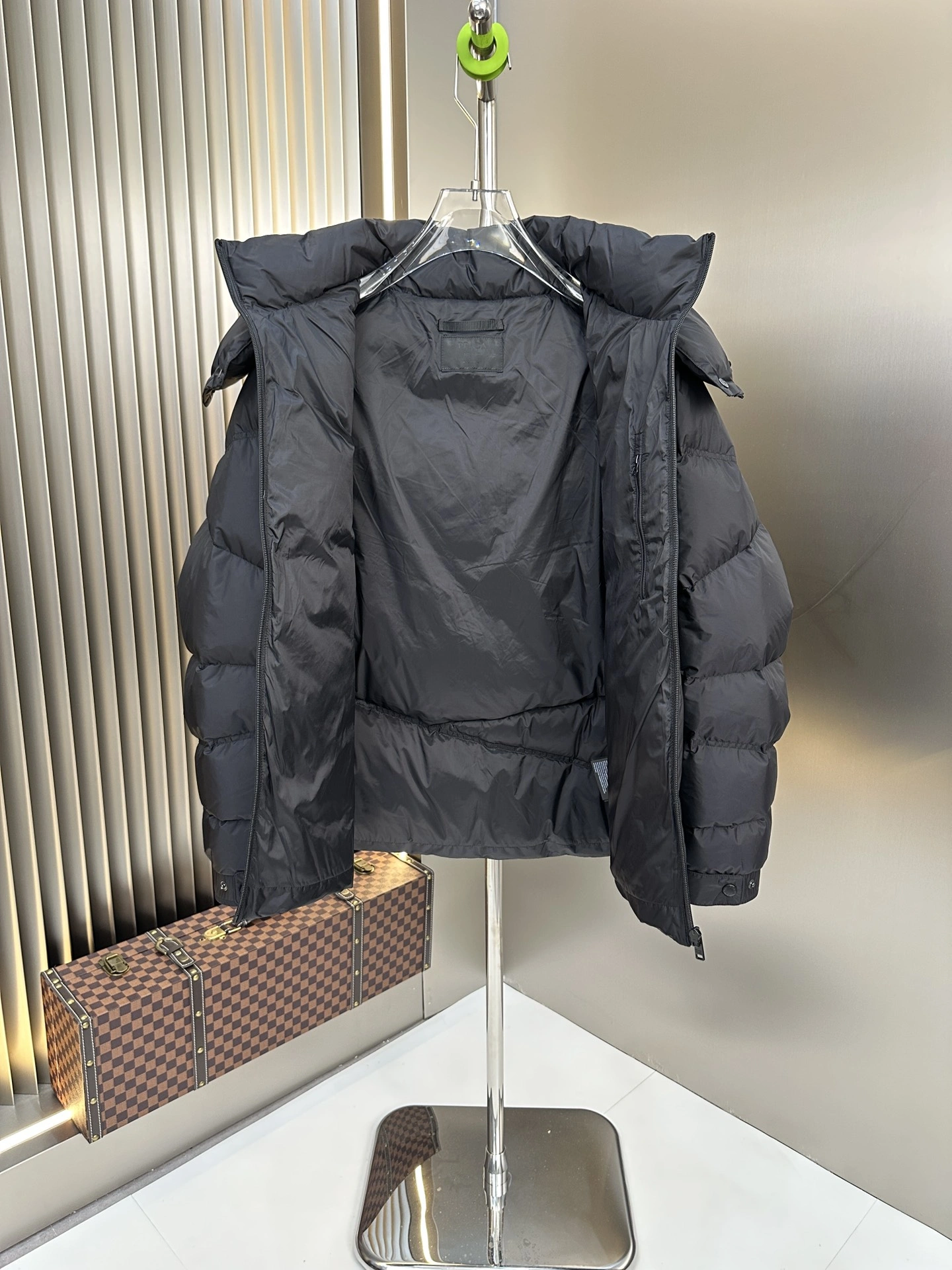 Breathable Prada Down Jackets 172556