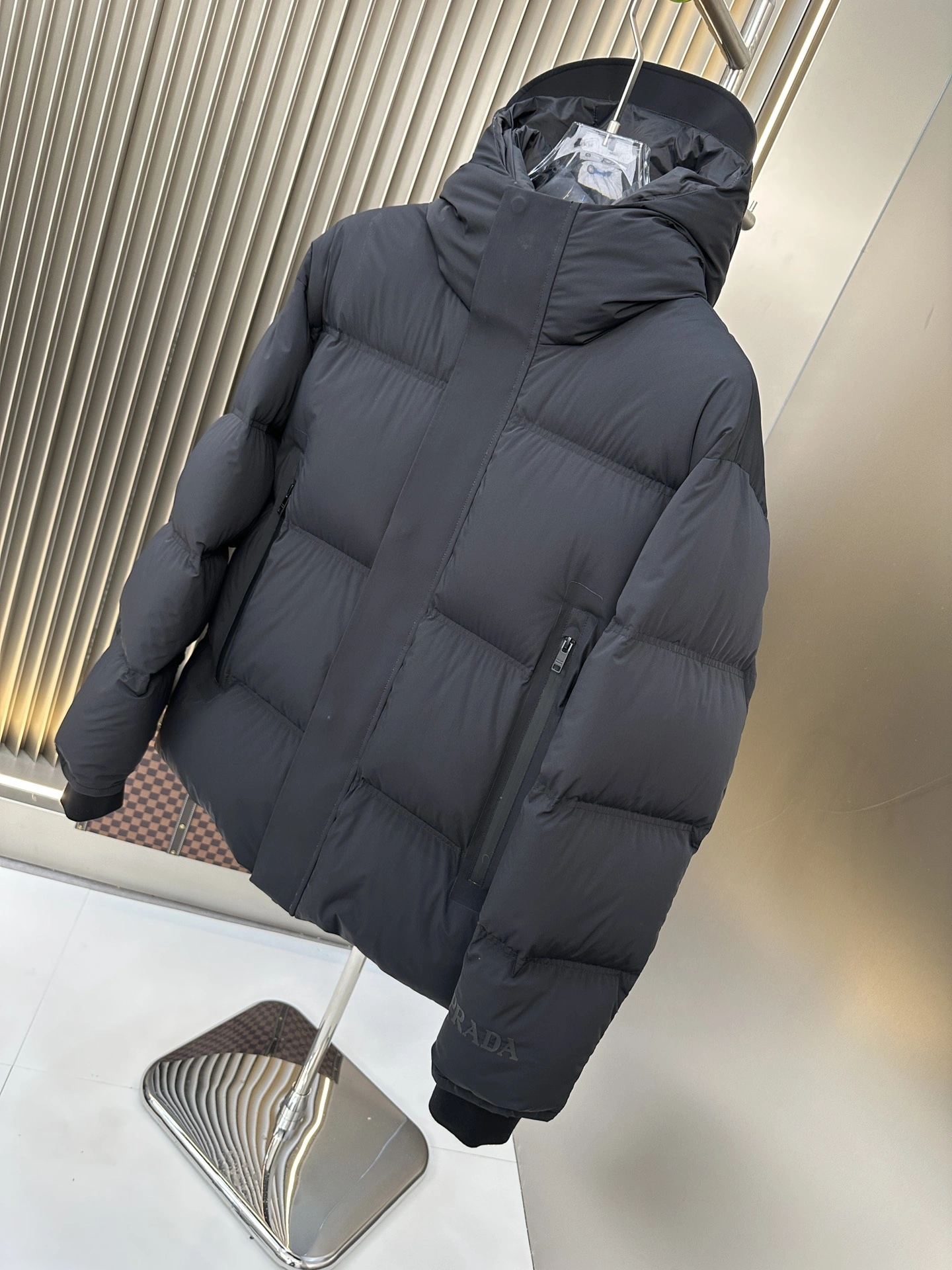 Prada Down Jackets EyeCatching 172558