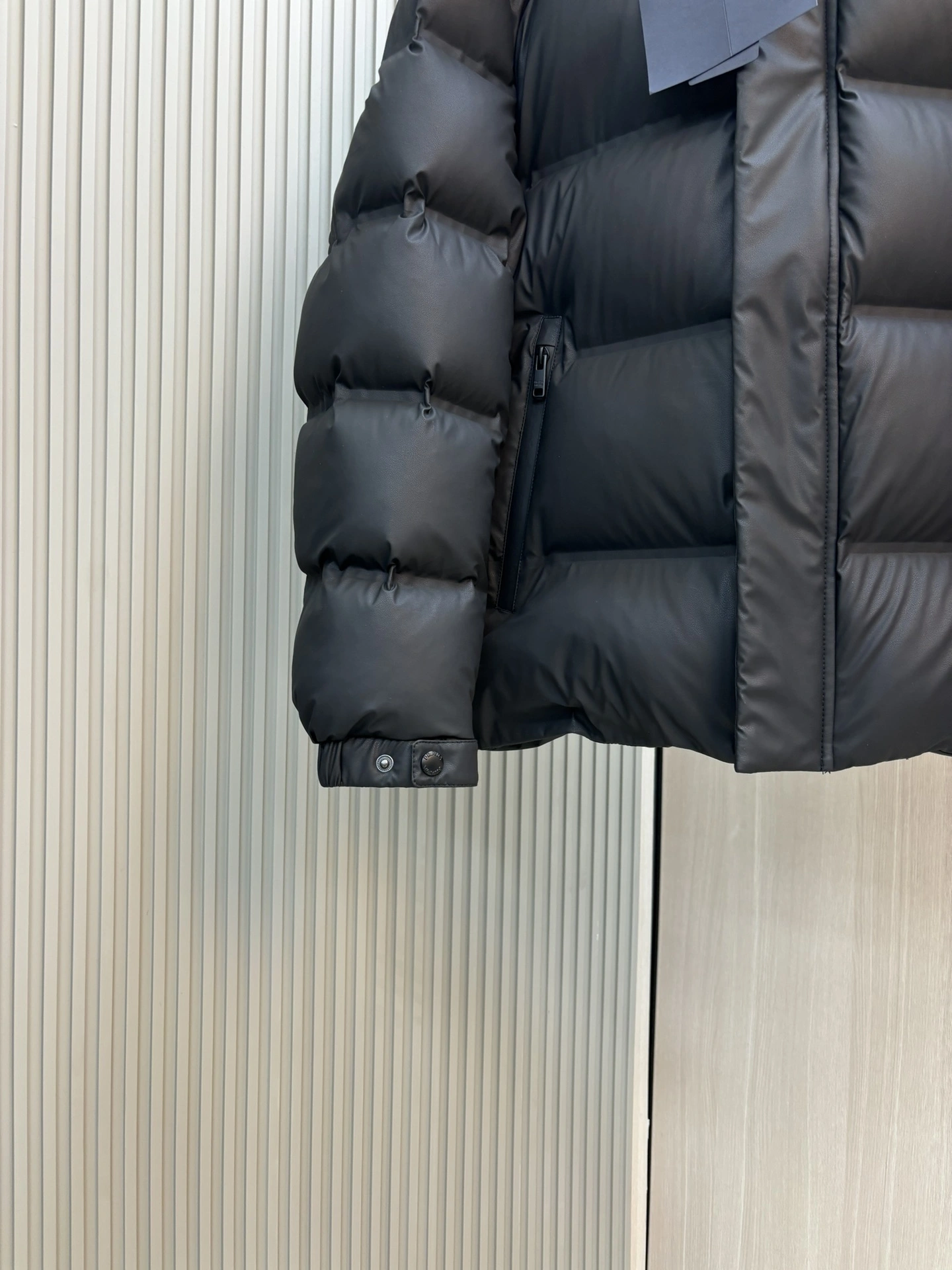 FlexibleFit Prada Down Jackets 172554