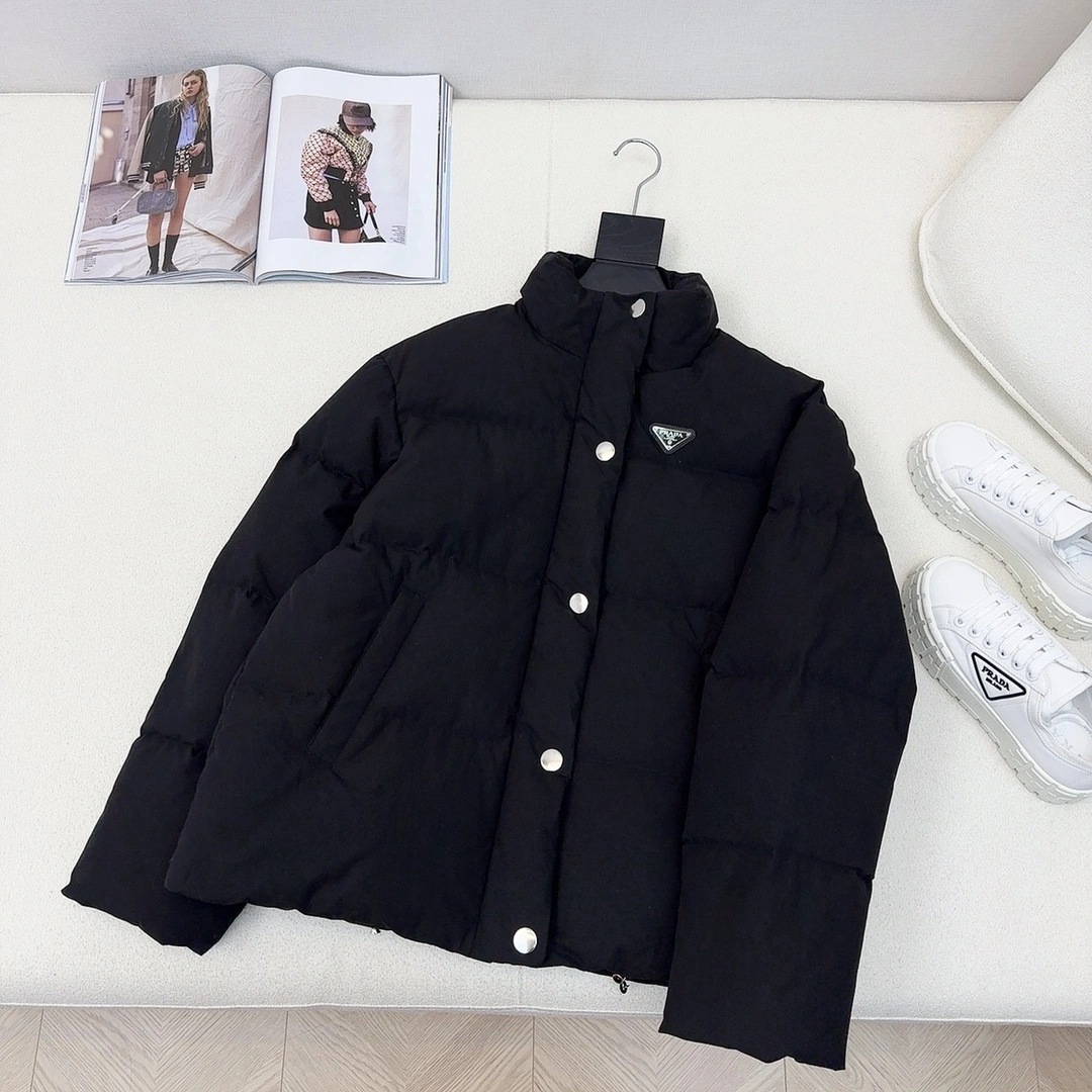 Prada Down Jackets Classic 172559