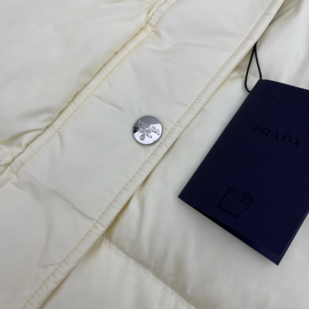 AllSeason Prada Down Jackets 172548