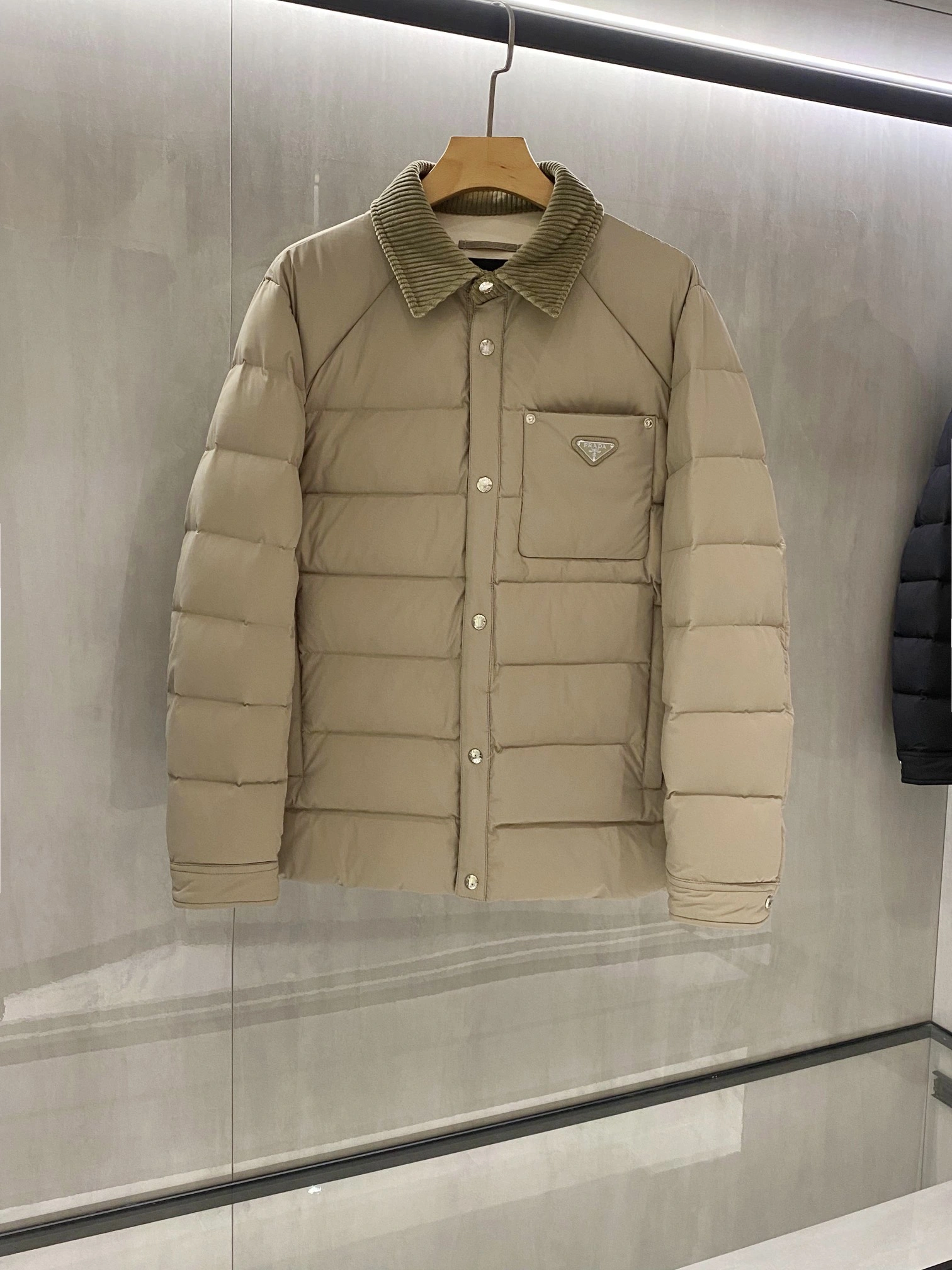 Lightweight Prada Down Jackets 172624