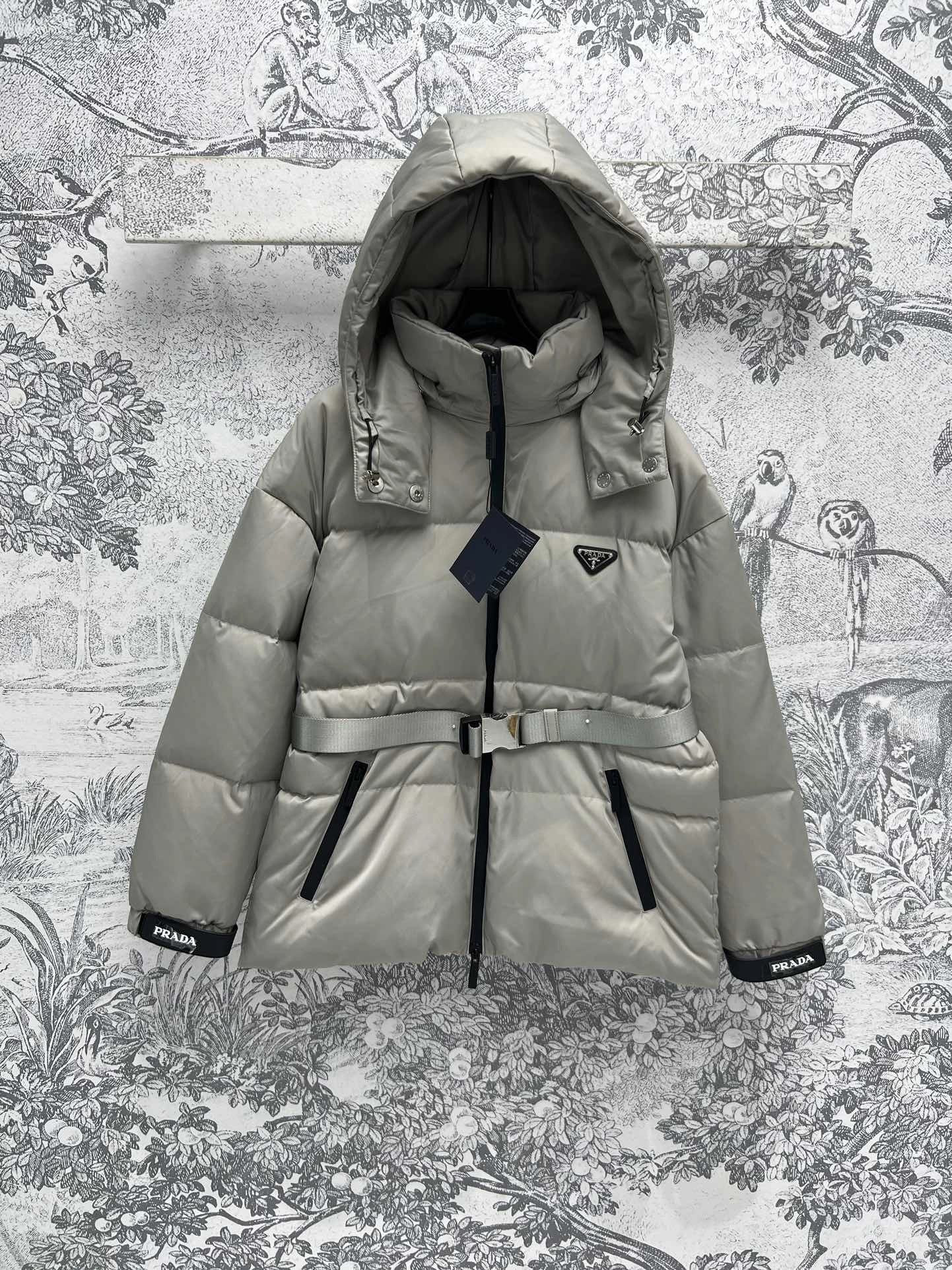 Bright Prada Down Jackets 172543
