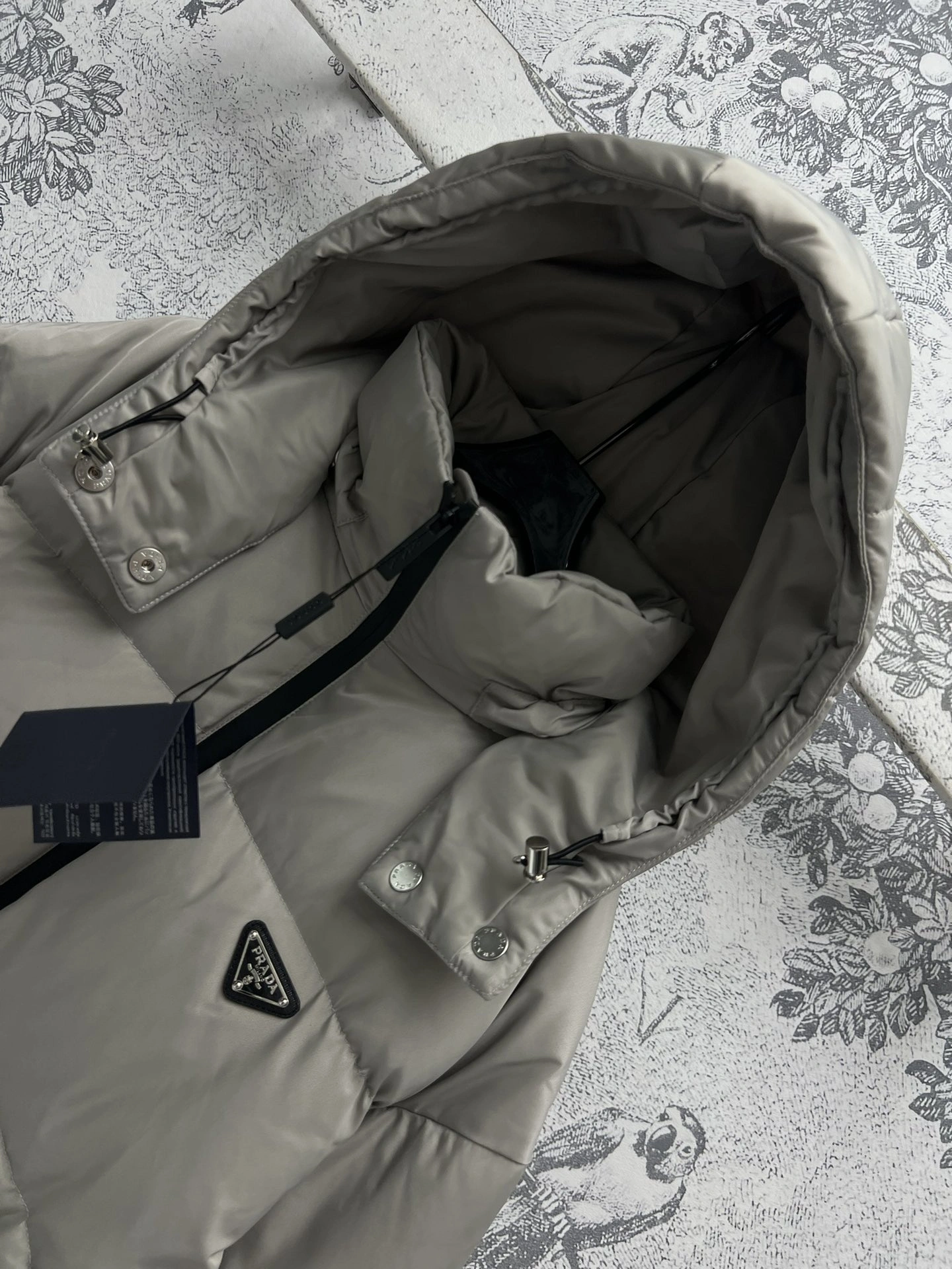 Bright Prada Down Jackets 172543