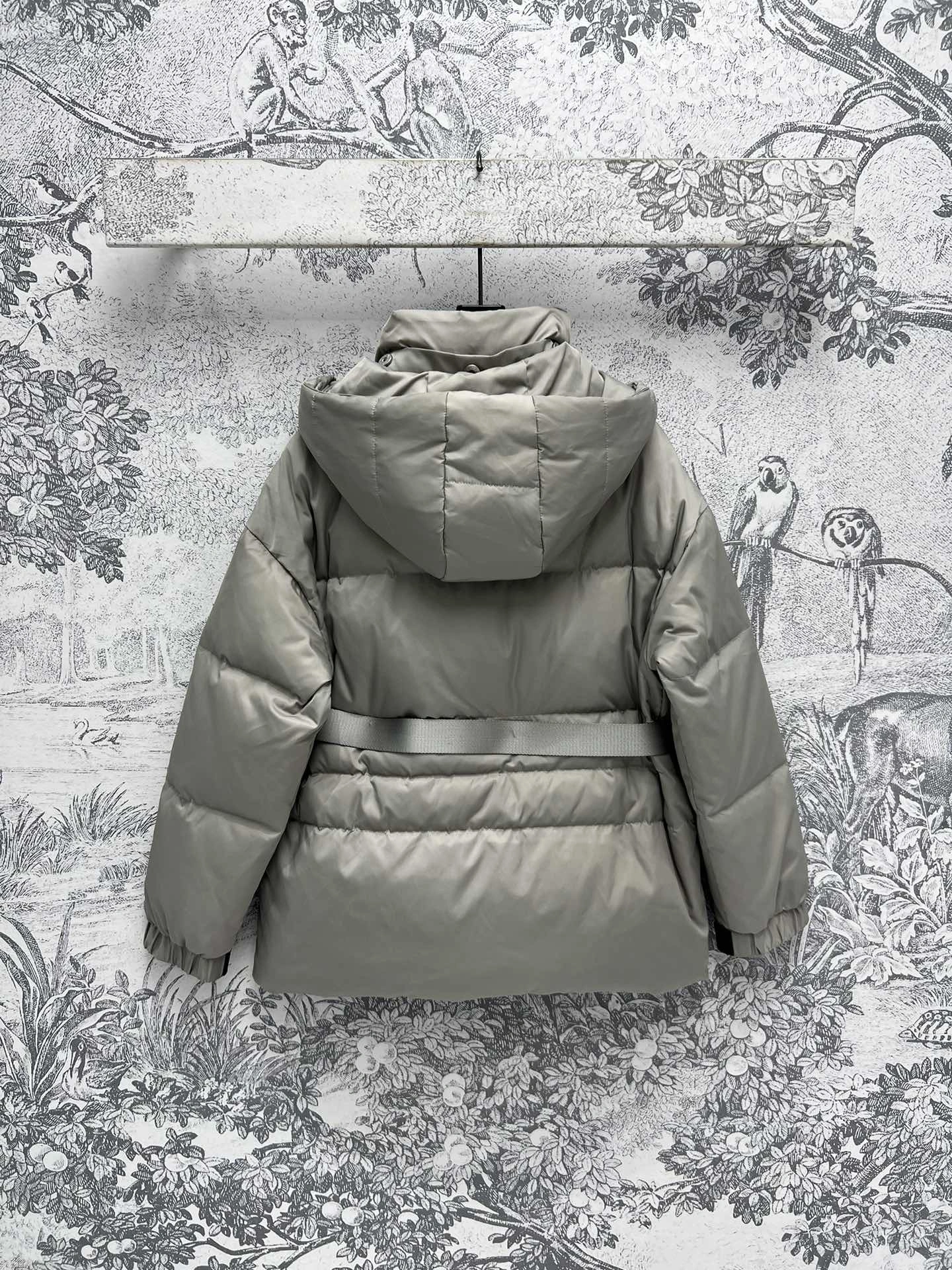 Bright Prada Down Jackets 172543