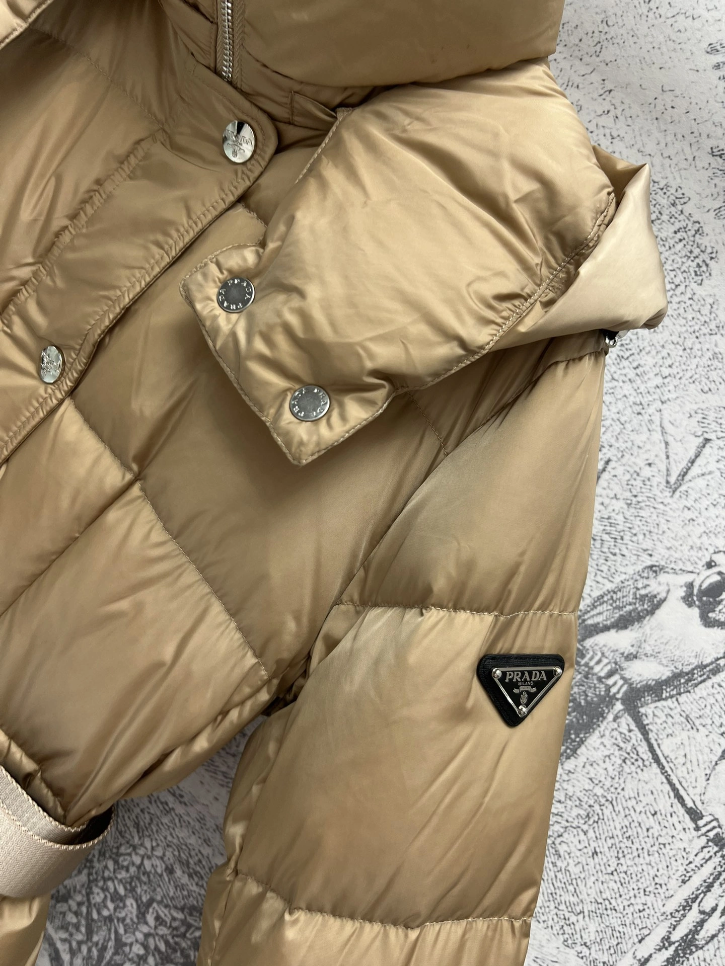 BestValue Prada Down Jackets 172538