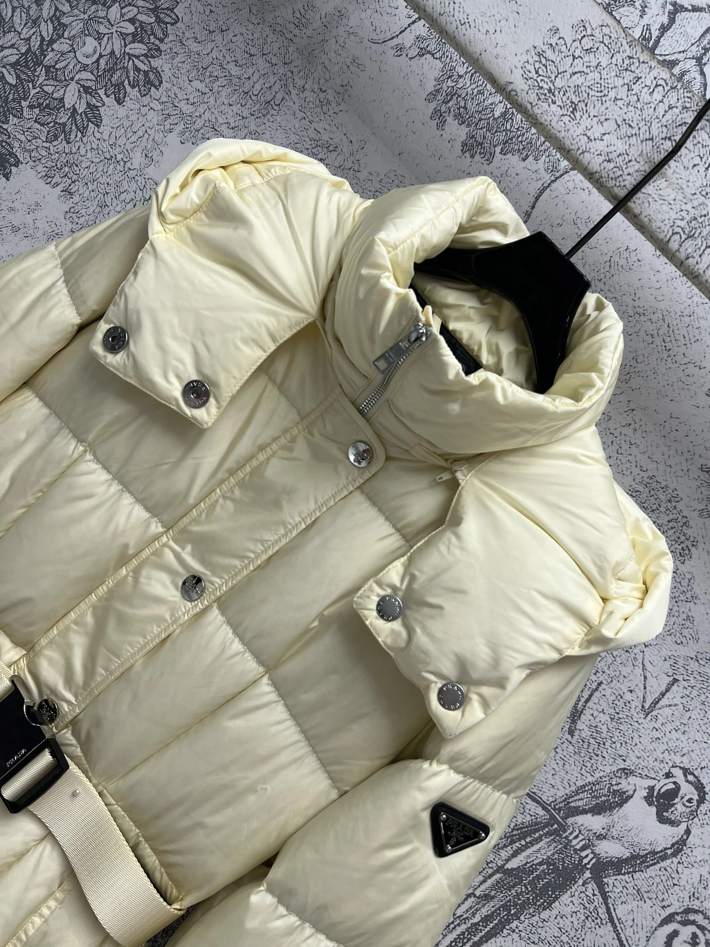 HighQuality Prada Down Jackets 172529