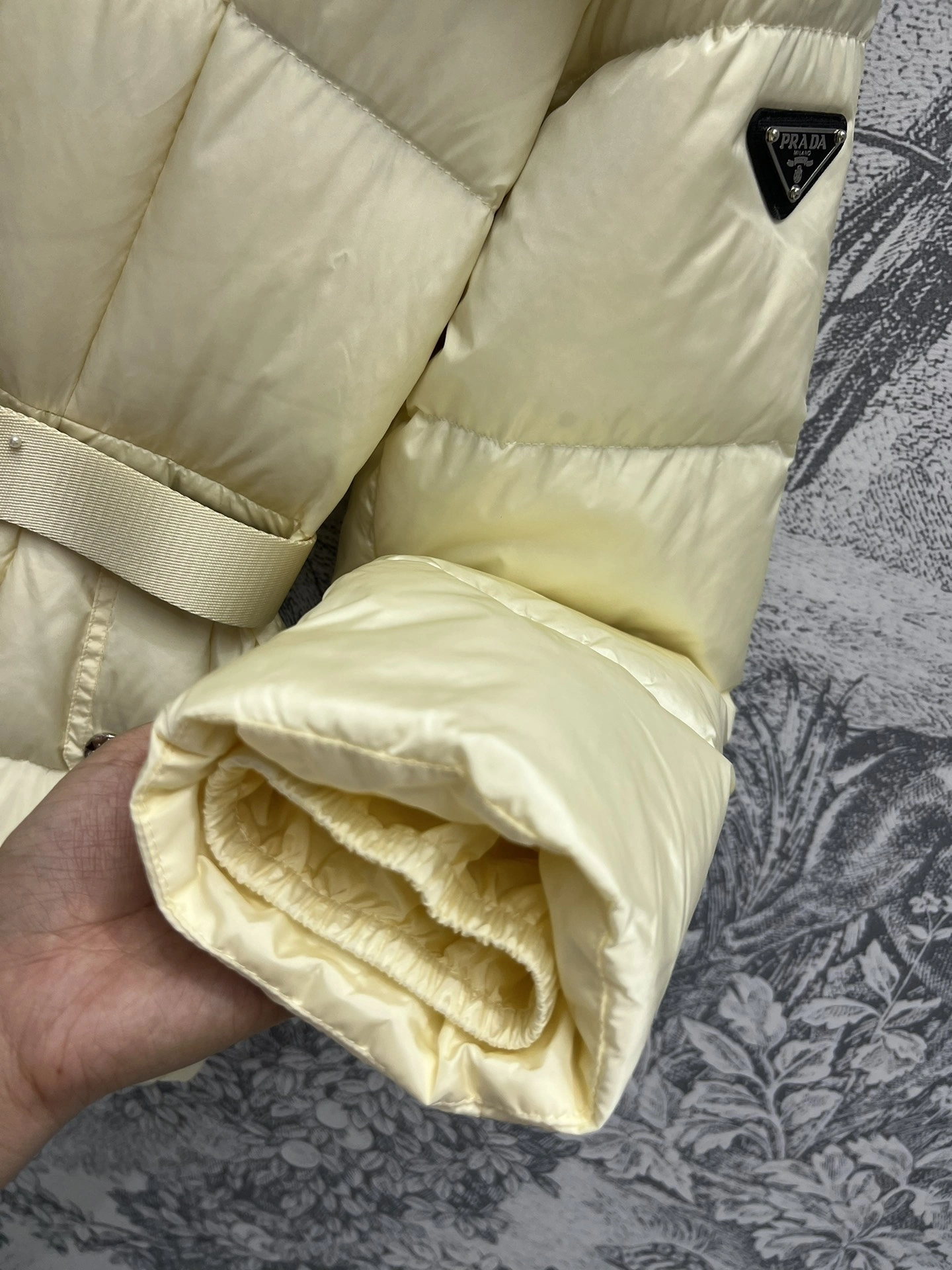 HighQuality Prada Down Jackets 172529