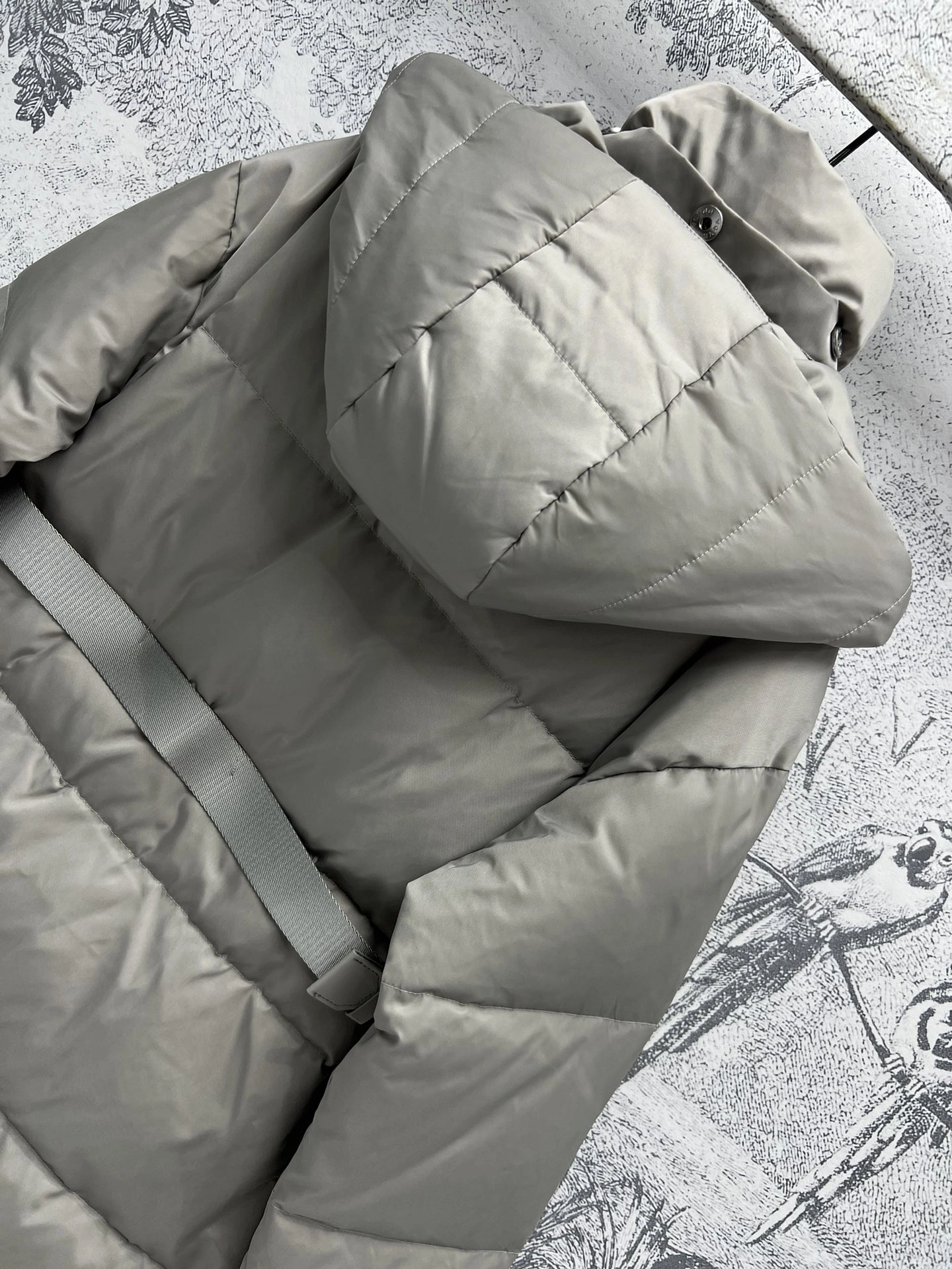 EyeCatching Prada Down Jackets 172527