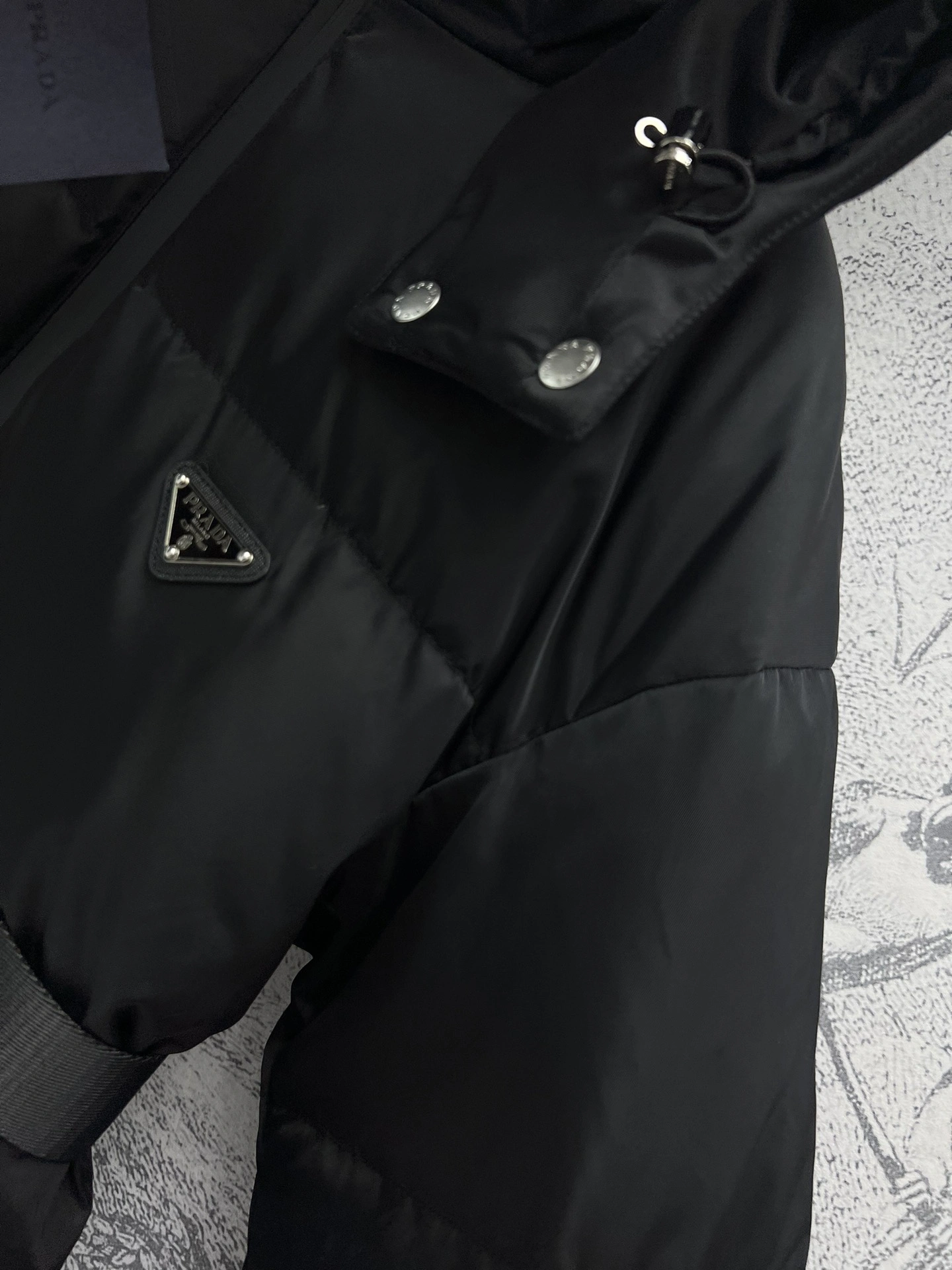 Prada Down Jackets Trendsetting 172528