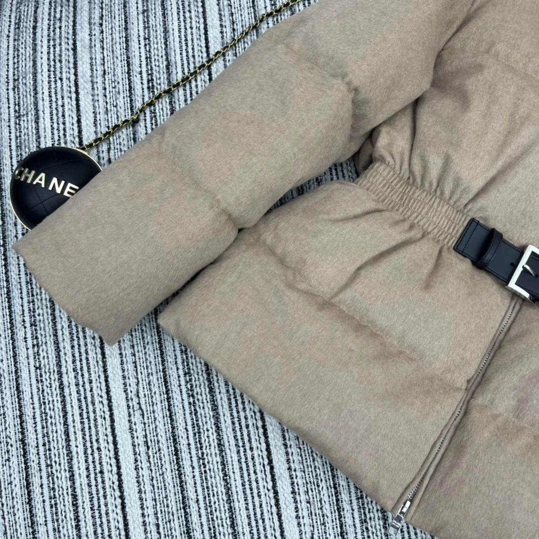 Prada Down Jackets TechFriendly 172531