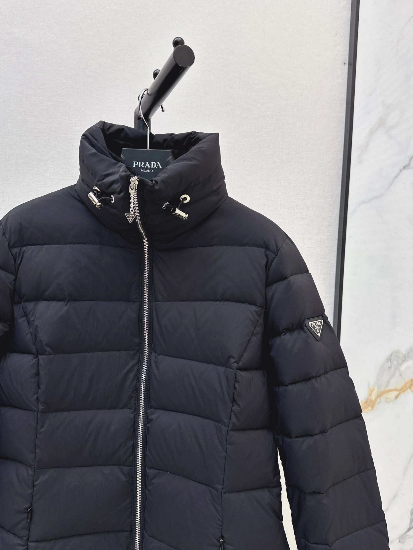 Prada Down Jackets Elegant 172536