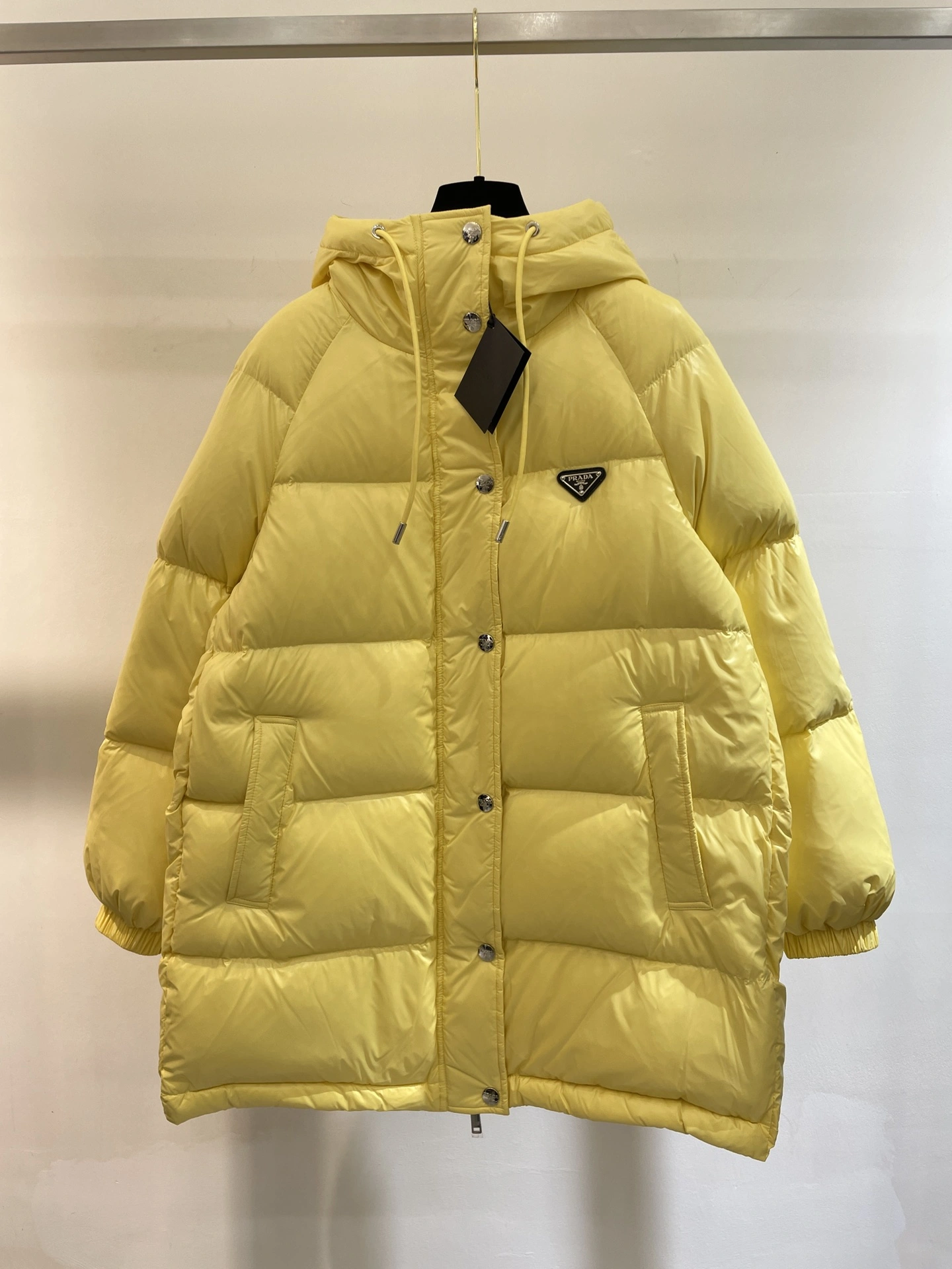 UrbanChic Prada Down Jackets 172550