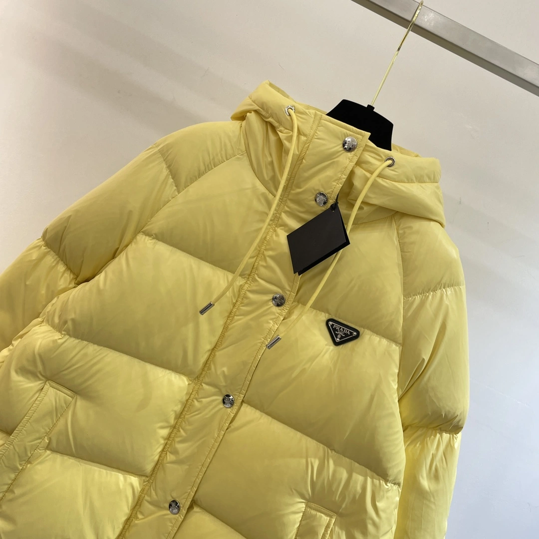 UrbanChic Prada Down Jackets 172550