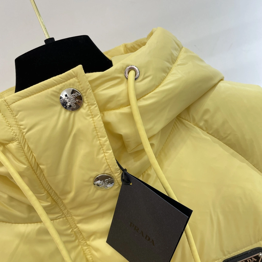 UrbanChic Prada Down Jackets 172550