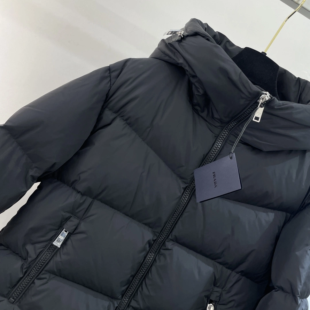 Prada Down Jackets Durable 172552