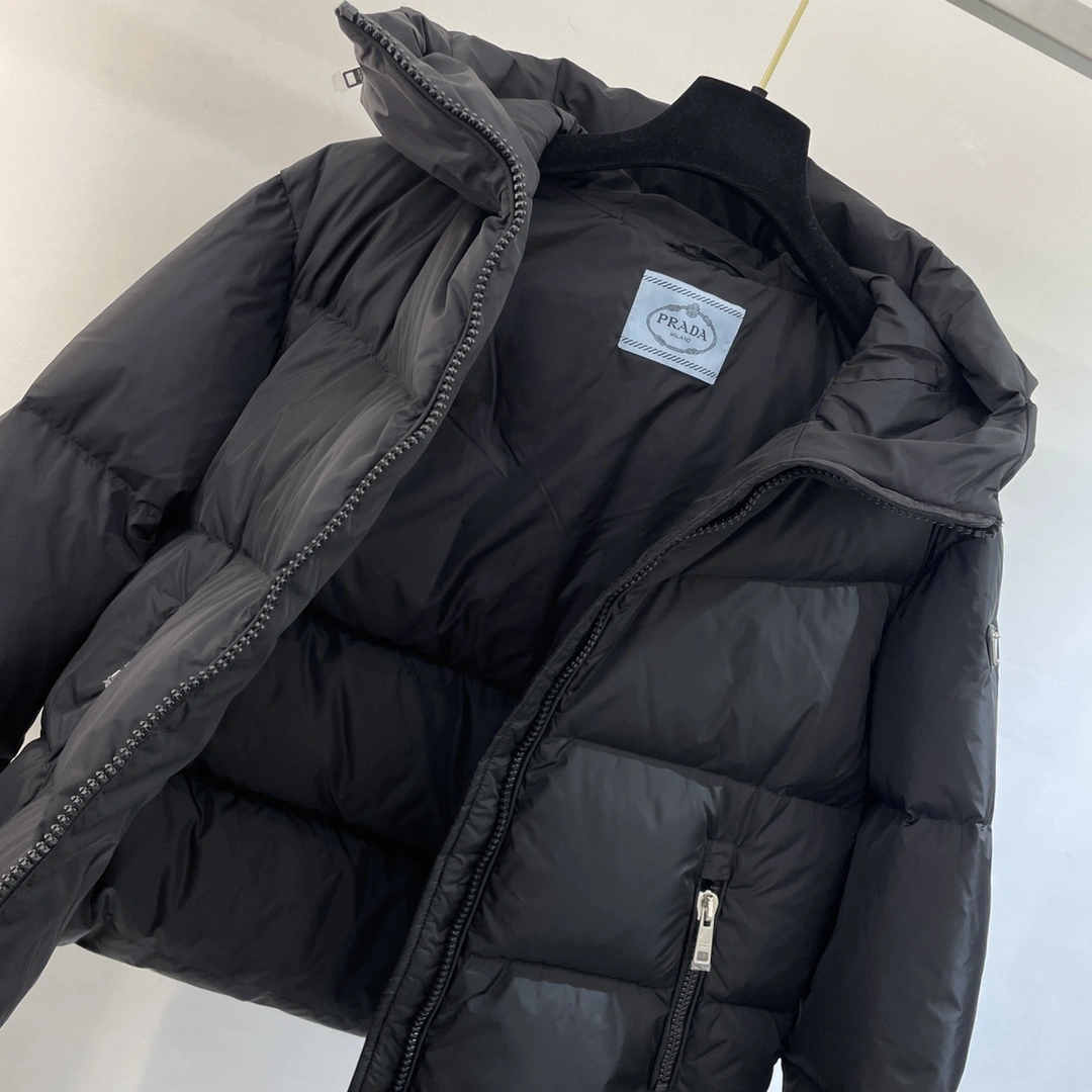 Prada Down Jackets Durable 172552