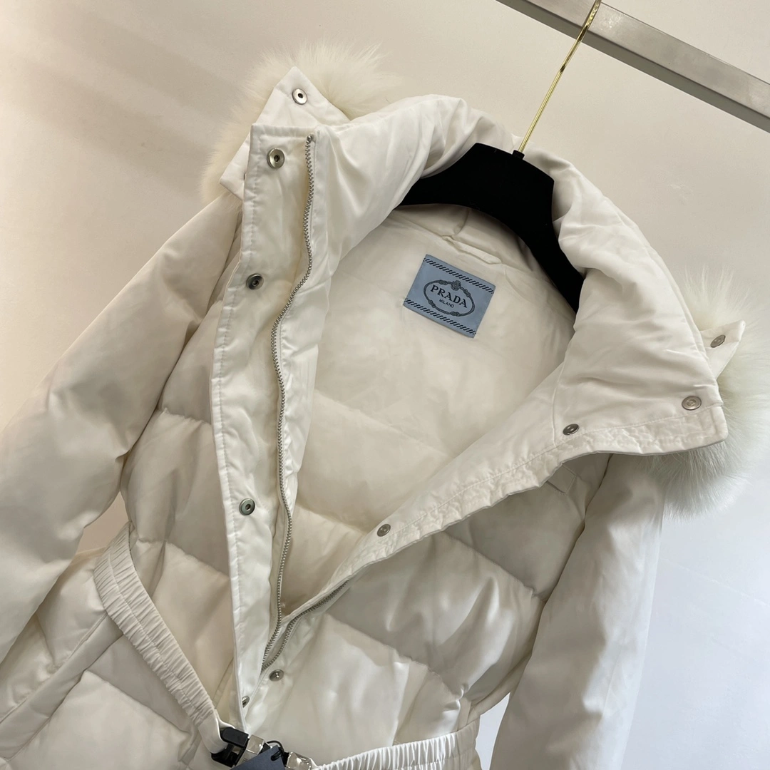Prada Down Jackets Cozy 172521