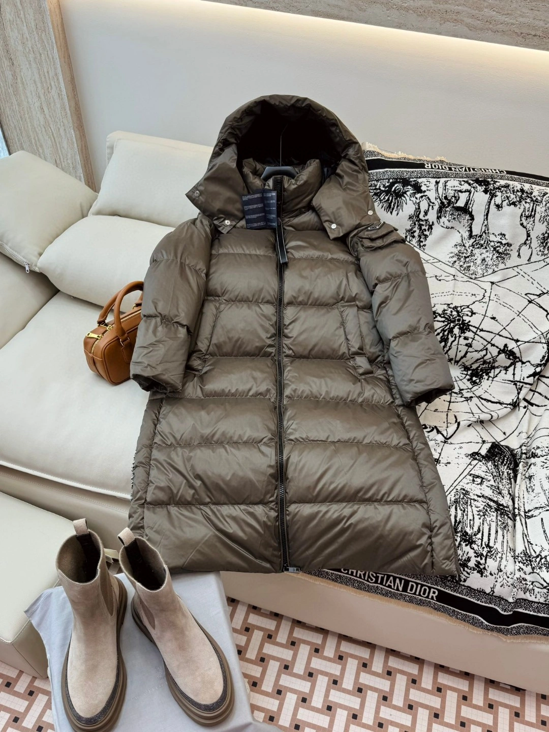 Prada Down Jackets Sophisticated 172541