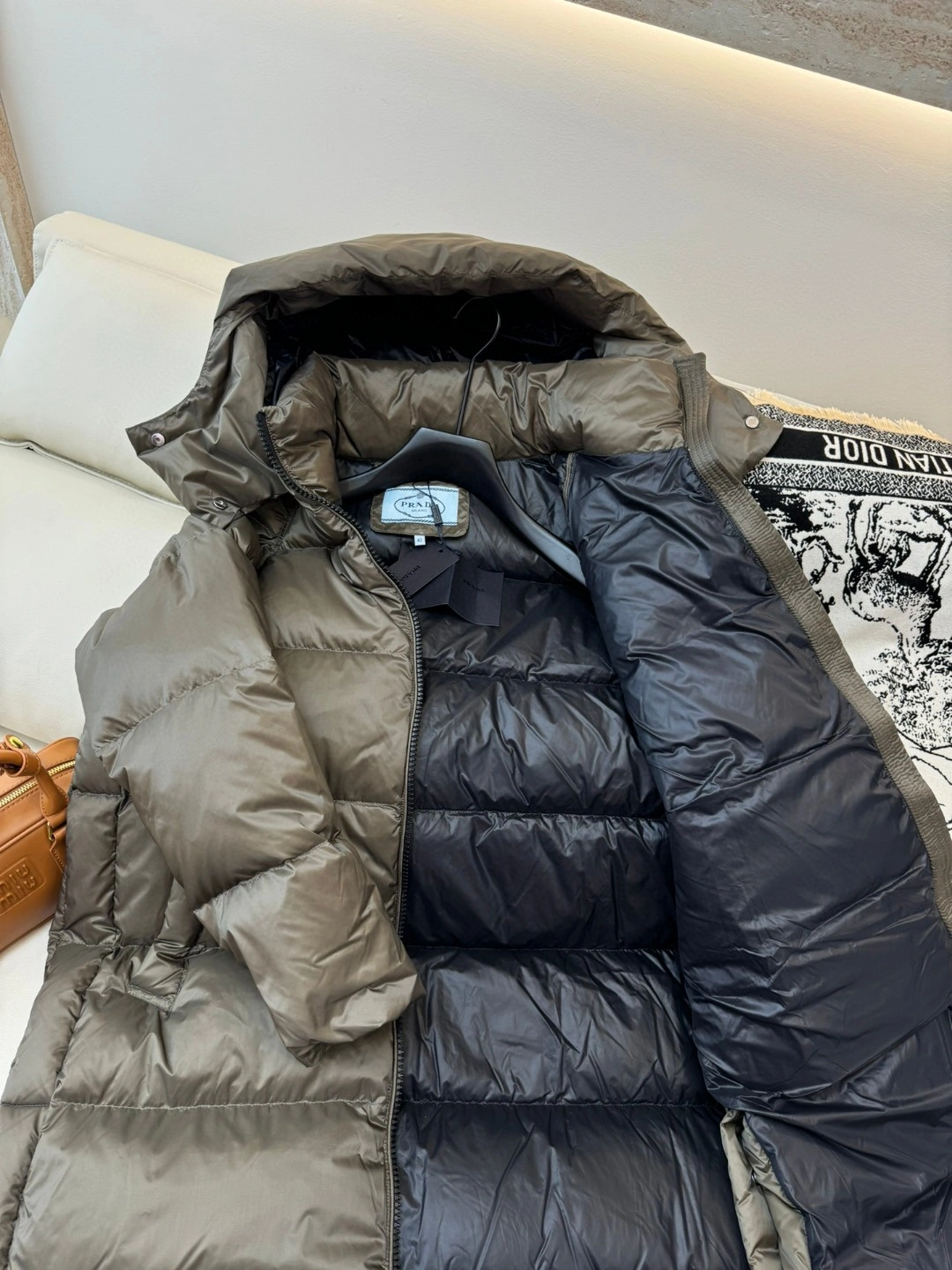 Prada Down Jackets Sophisticated 172541