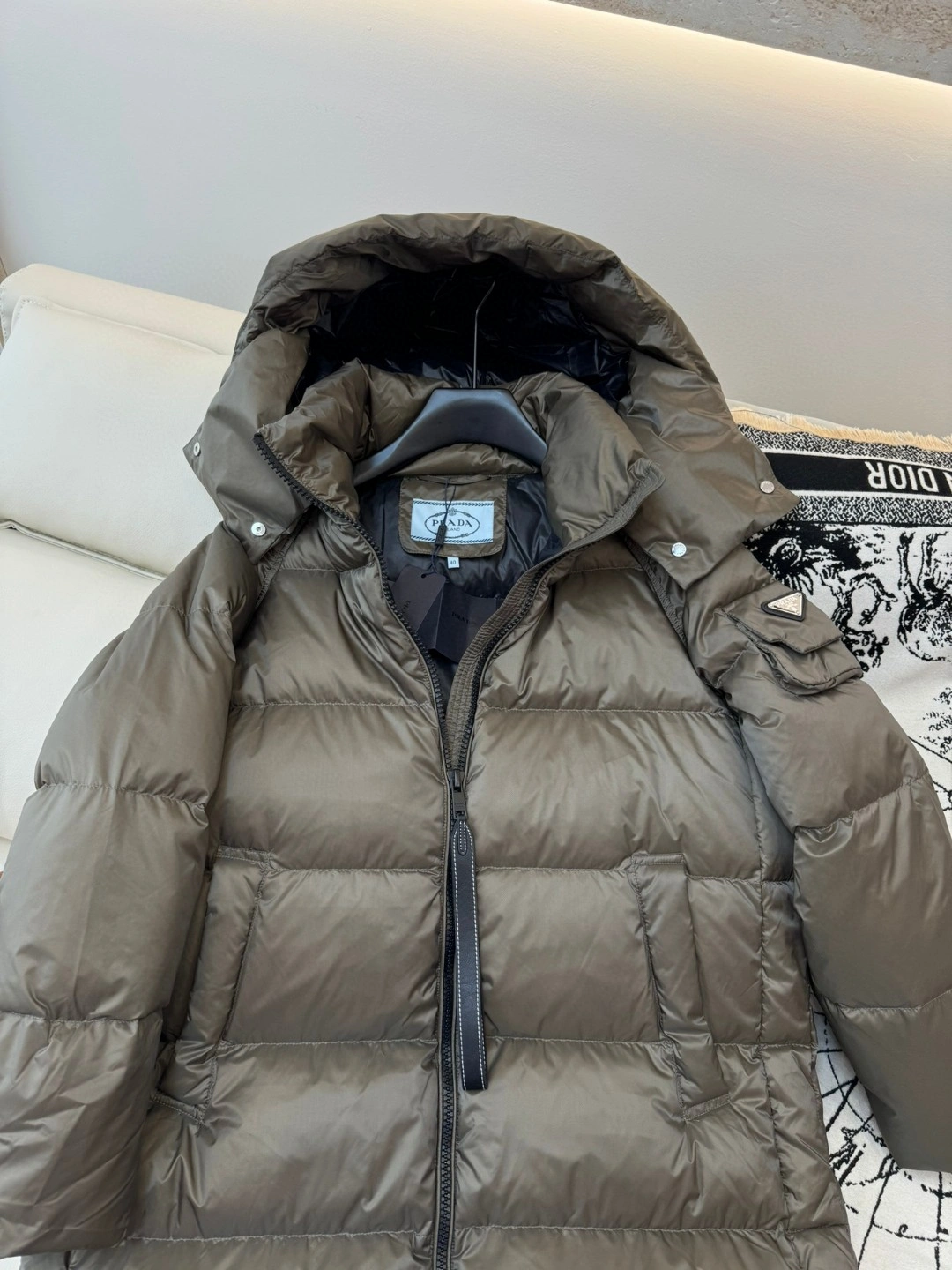 Prada Down Jackets Sophisticated 172541