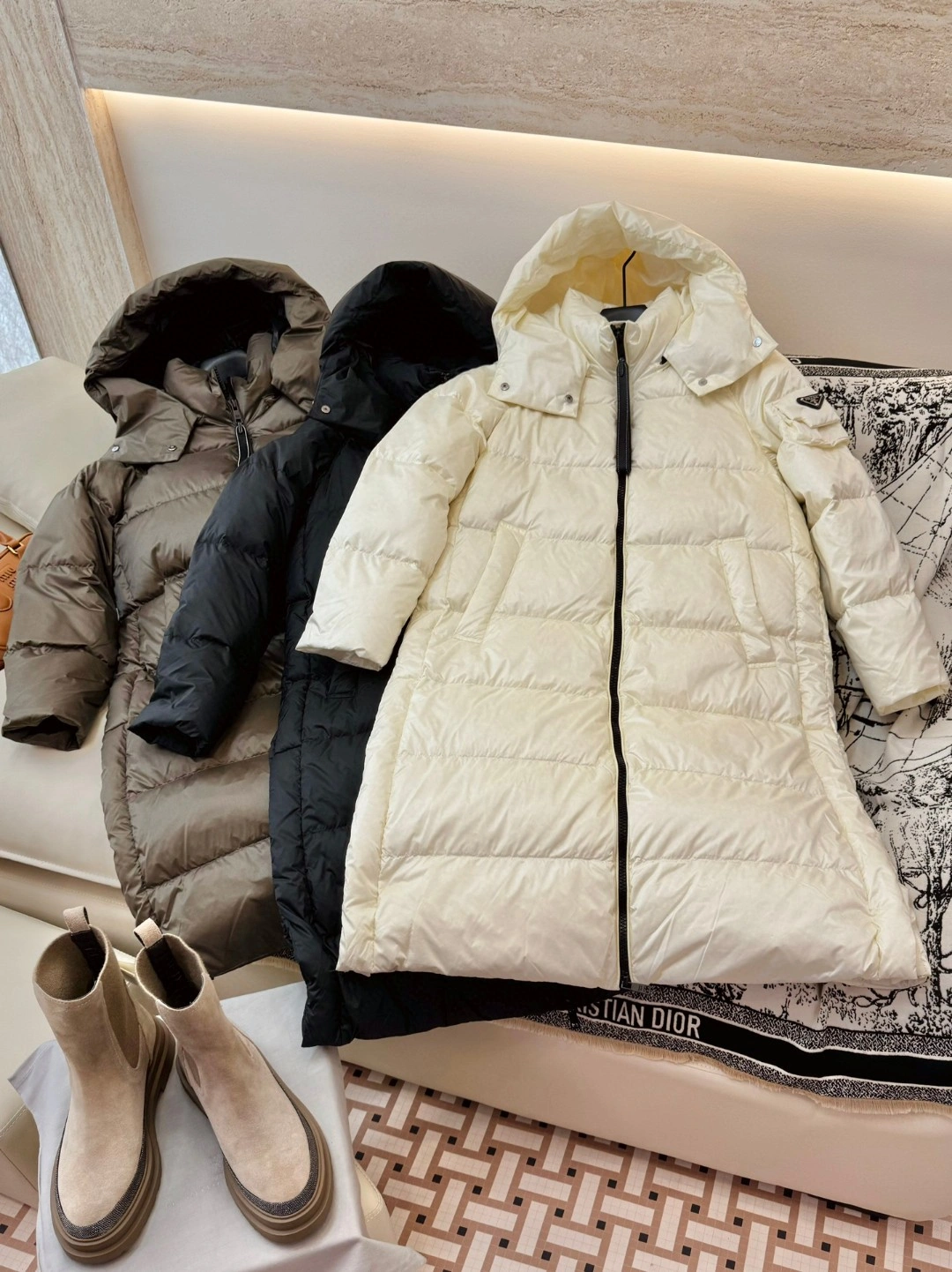 Prada Down Jackets ComfortFit 172522