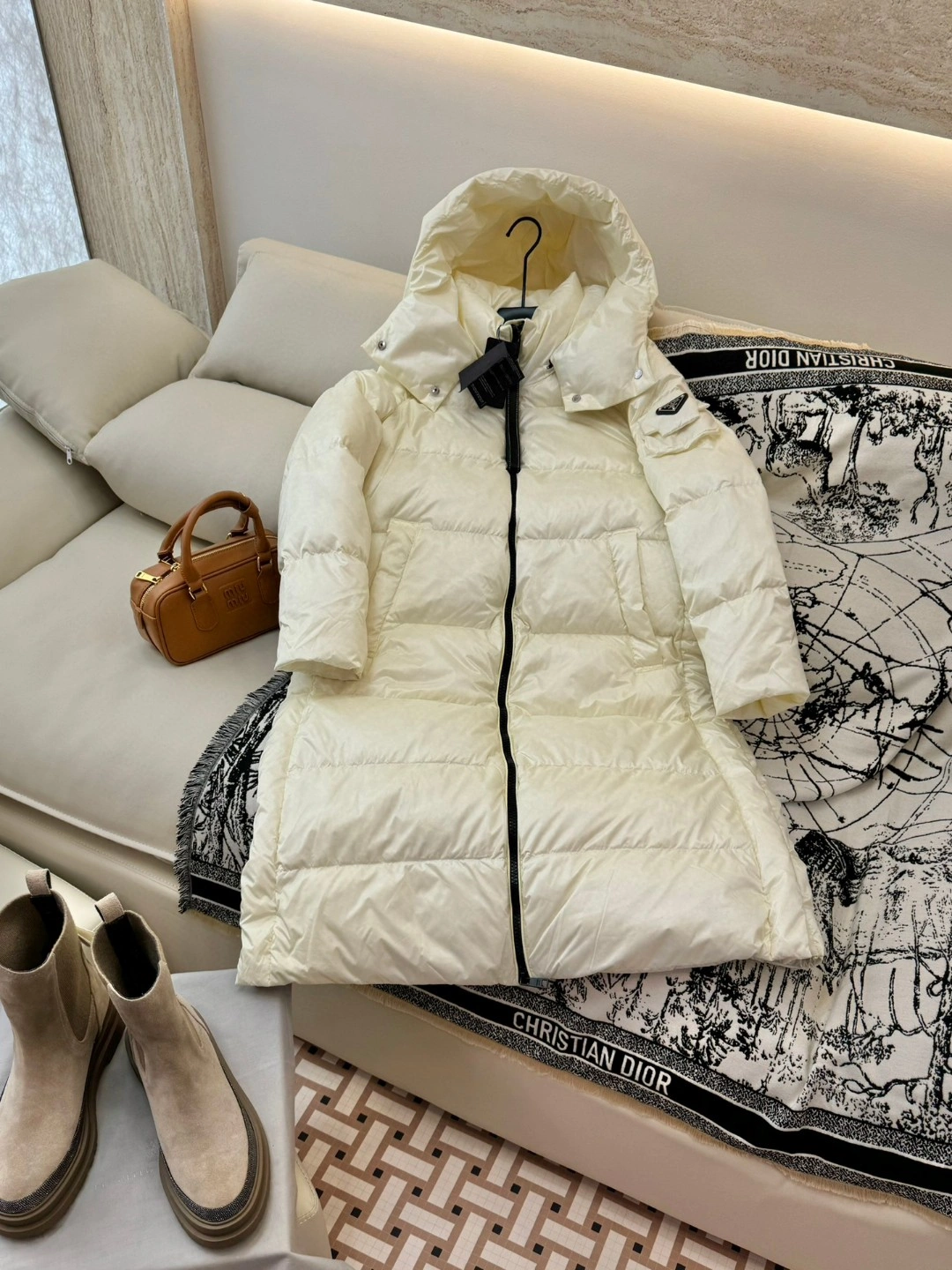 Prada Down Jackets ComfortFit 172522