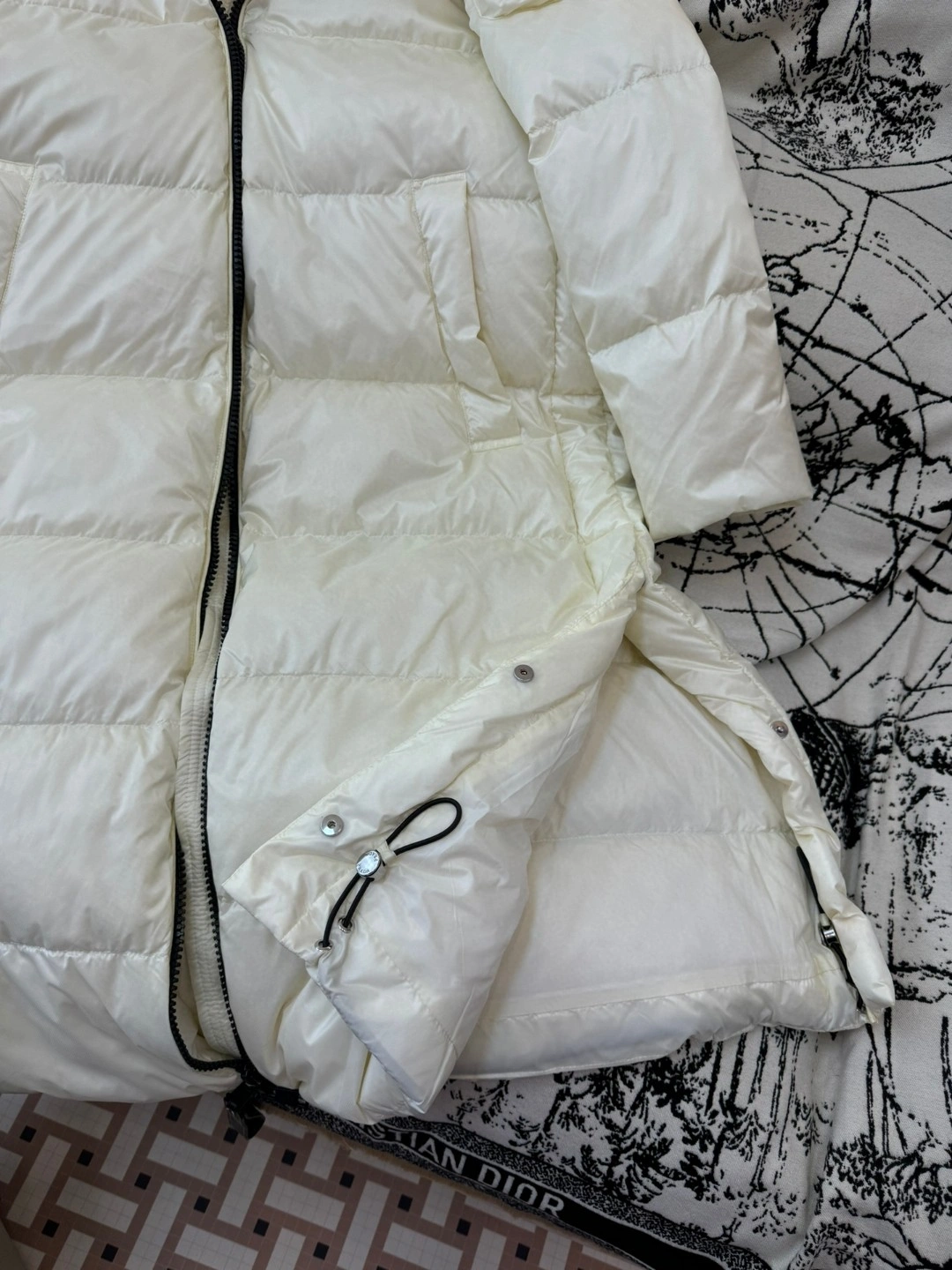 Prada Down Jackets ComfortFit 172522