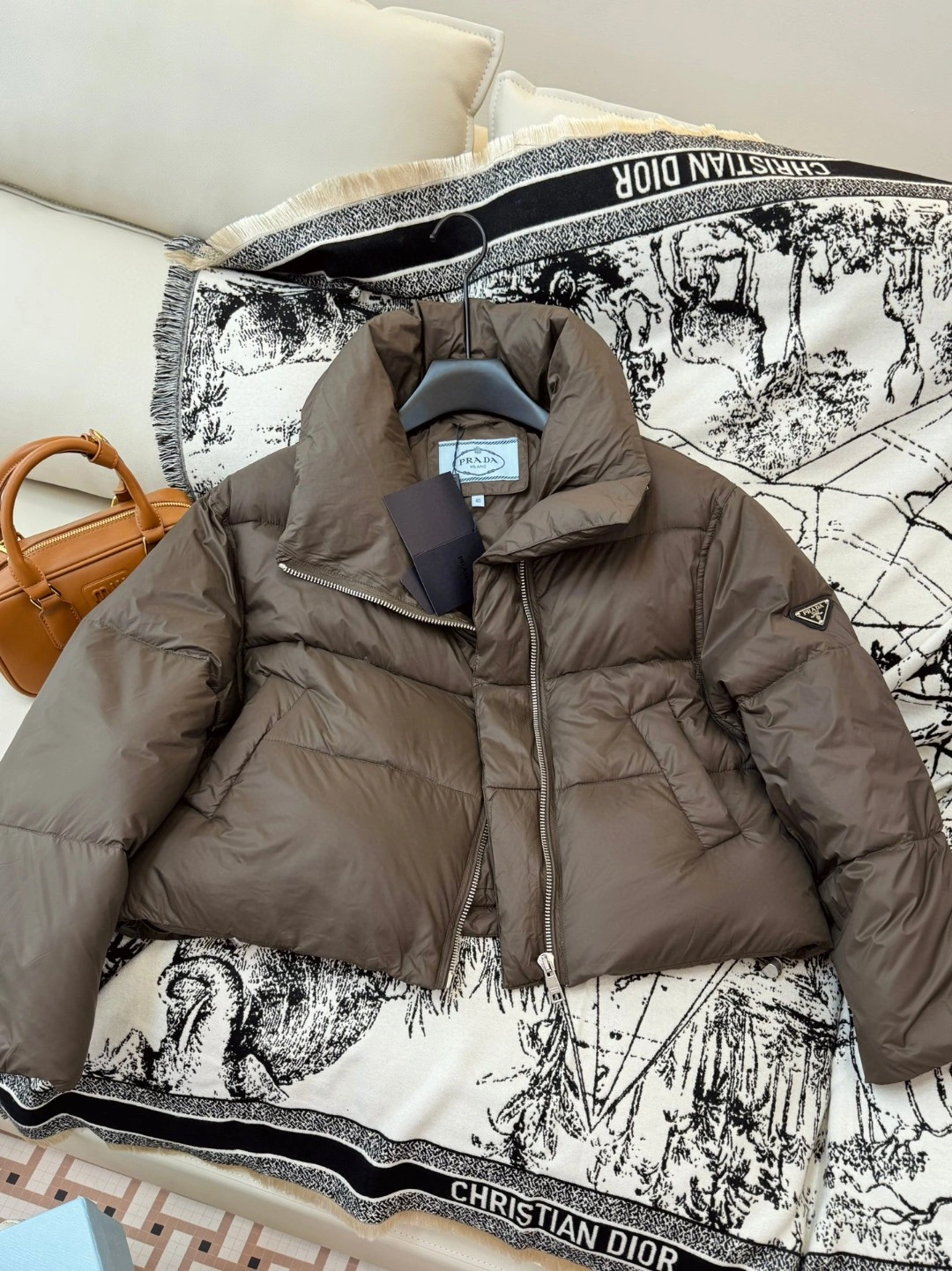 Prada Down Jackets Affordable 172487