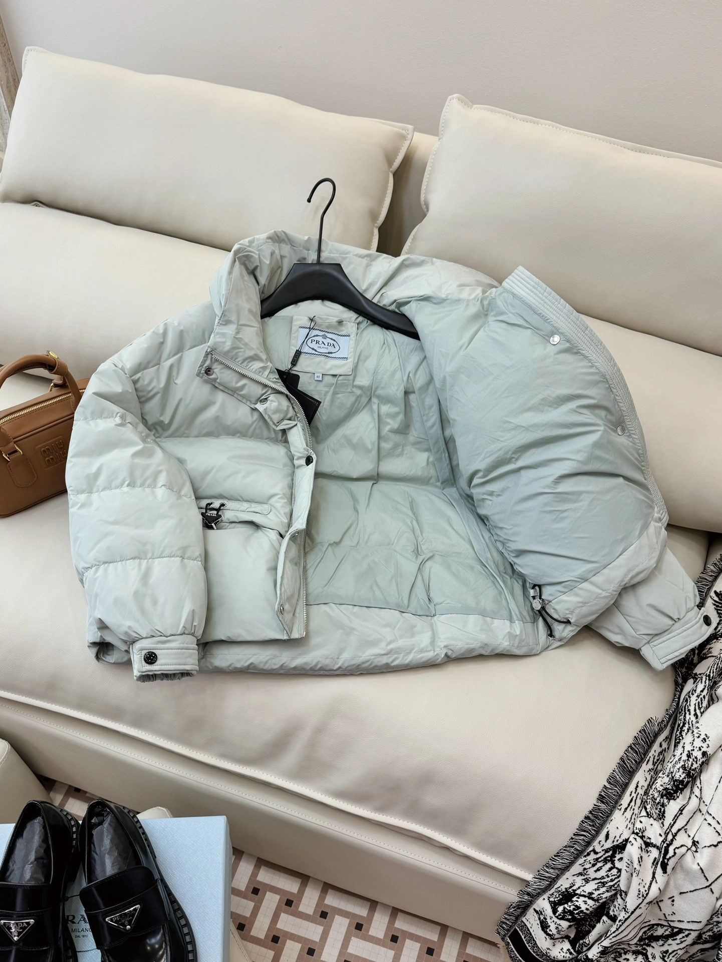 RelaxedFit Prada Down Jackets 172539