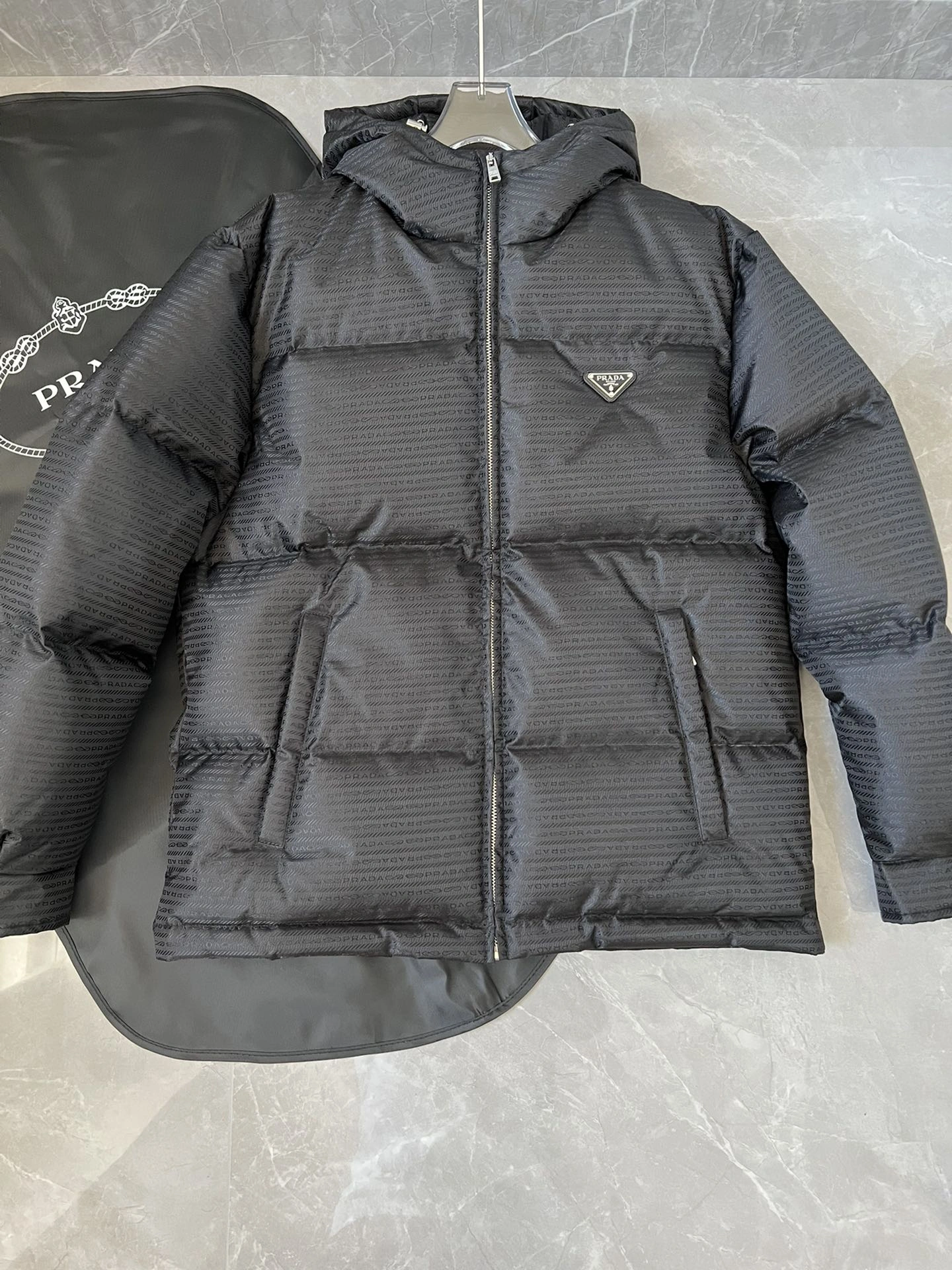Prada Down Jackets Original 172495