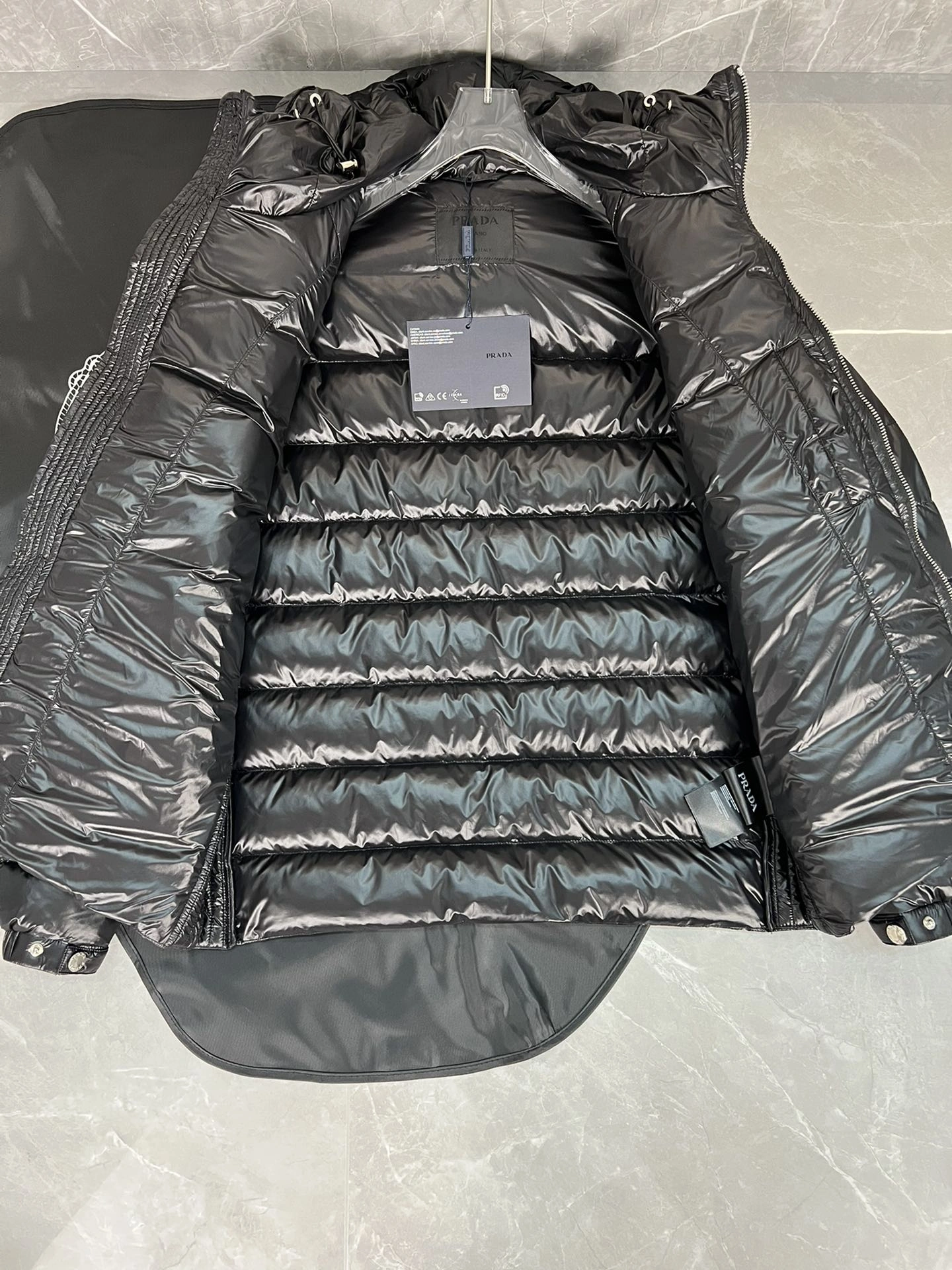 MultiPurpose Prada Down Jackets 172503