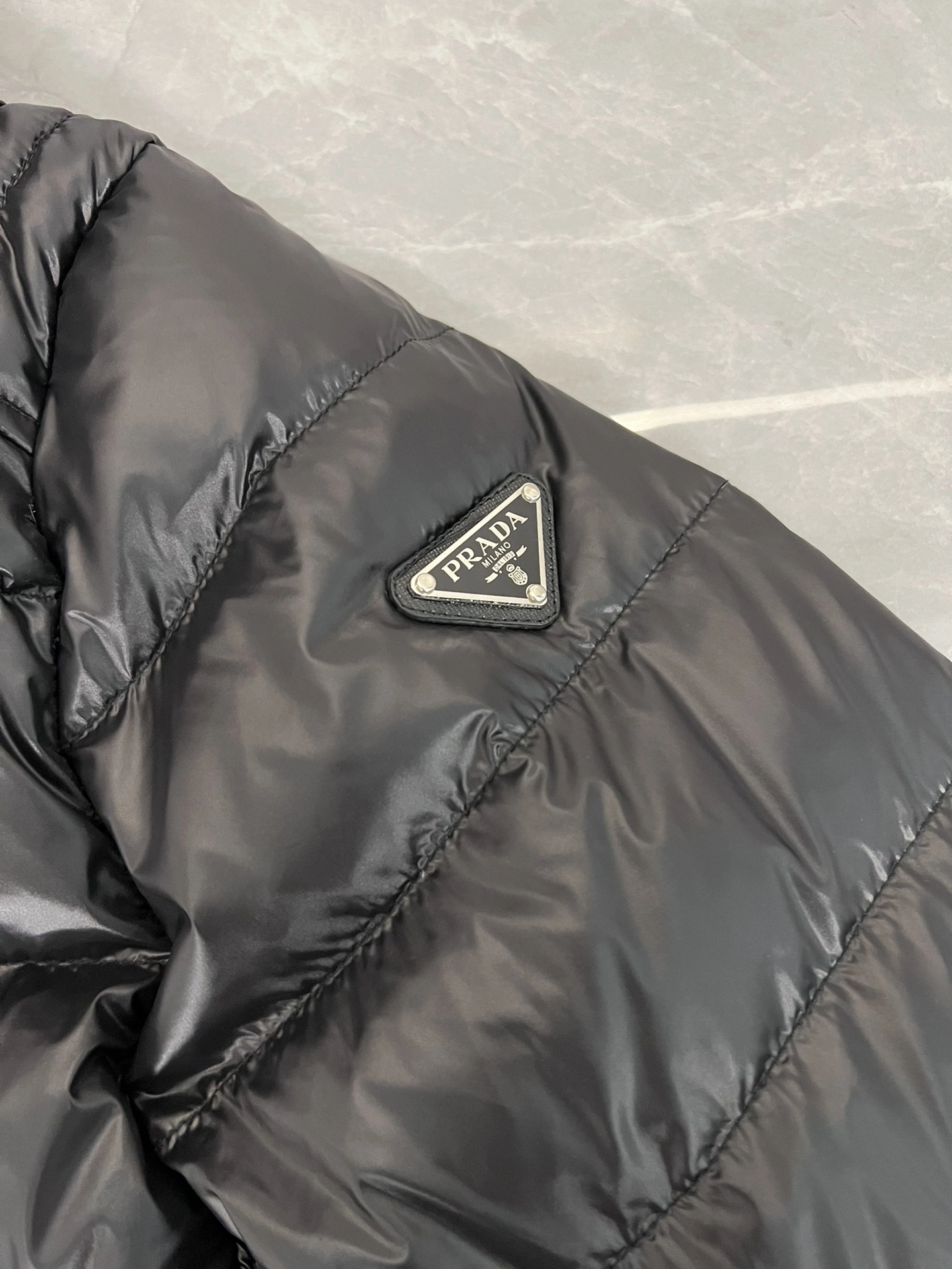 MultiPurpose Prada Down Jackets 172503