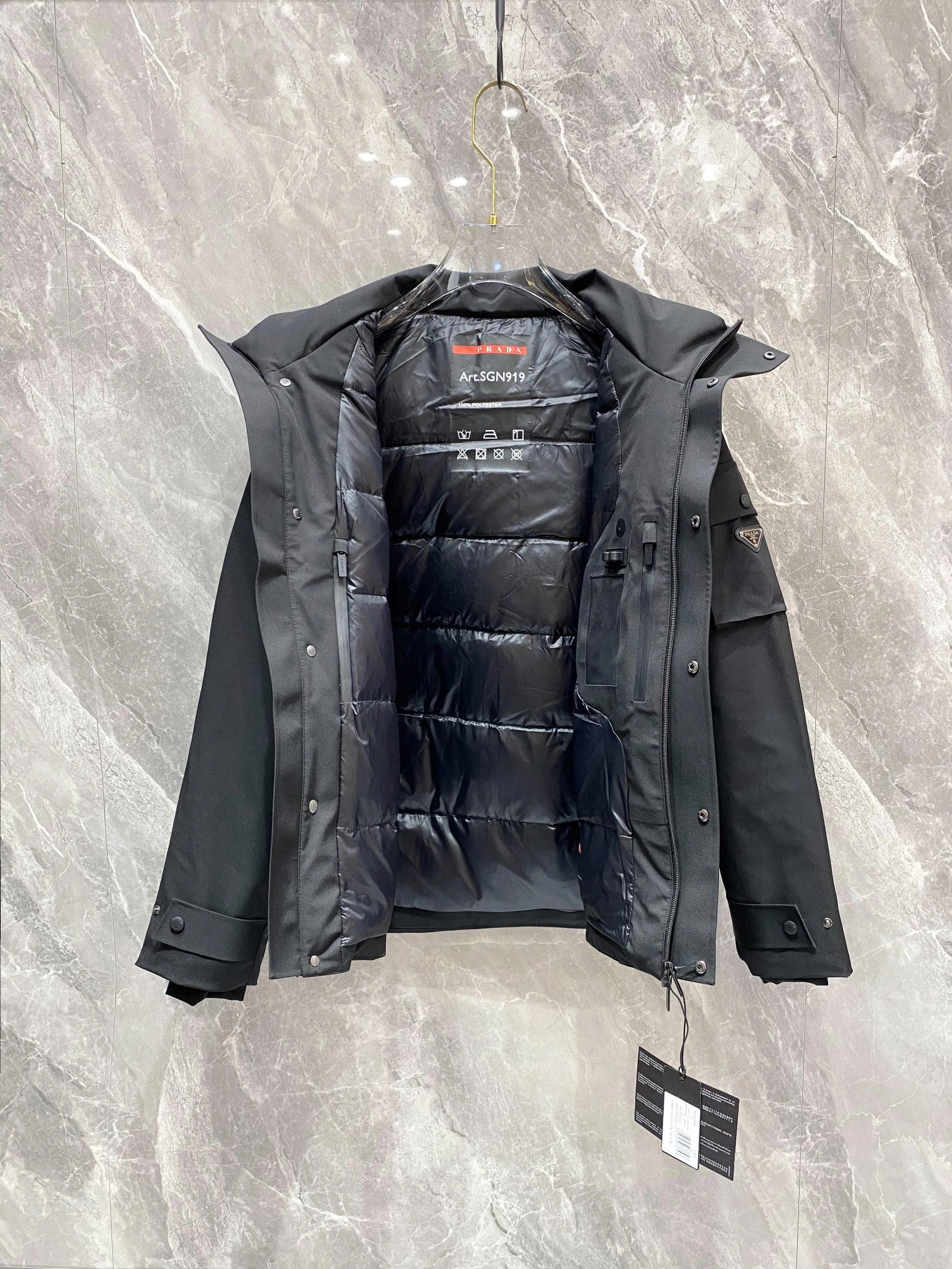 Prada Down Jackets WellDesigned 172502