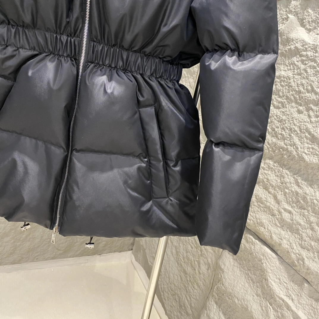 Prada Down Jackets Modern 172481