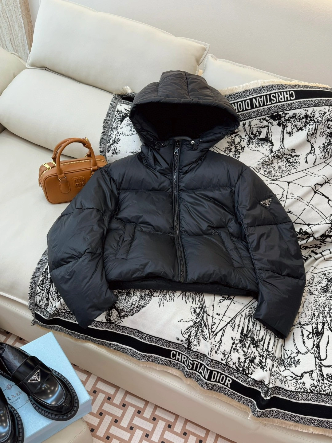 Prada Down Jackets Original 172508
