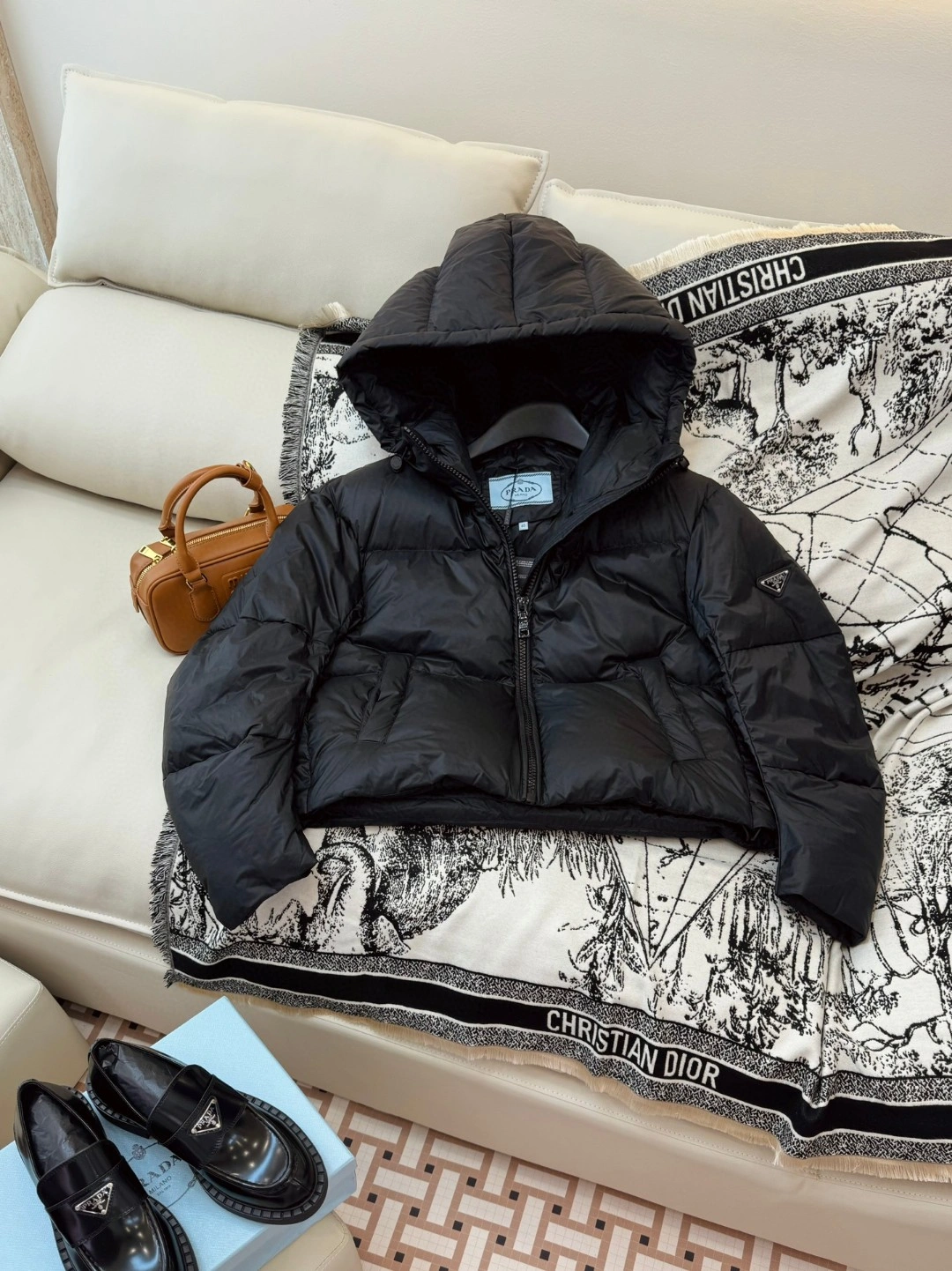 Prada Down Jackets Original 172508