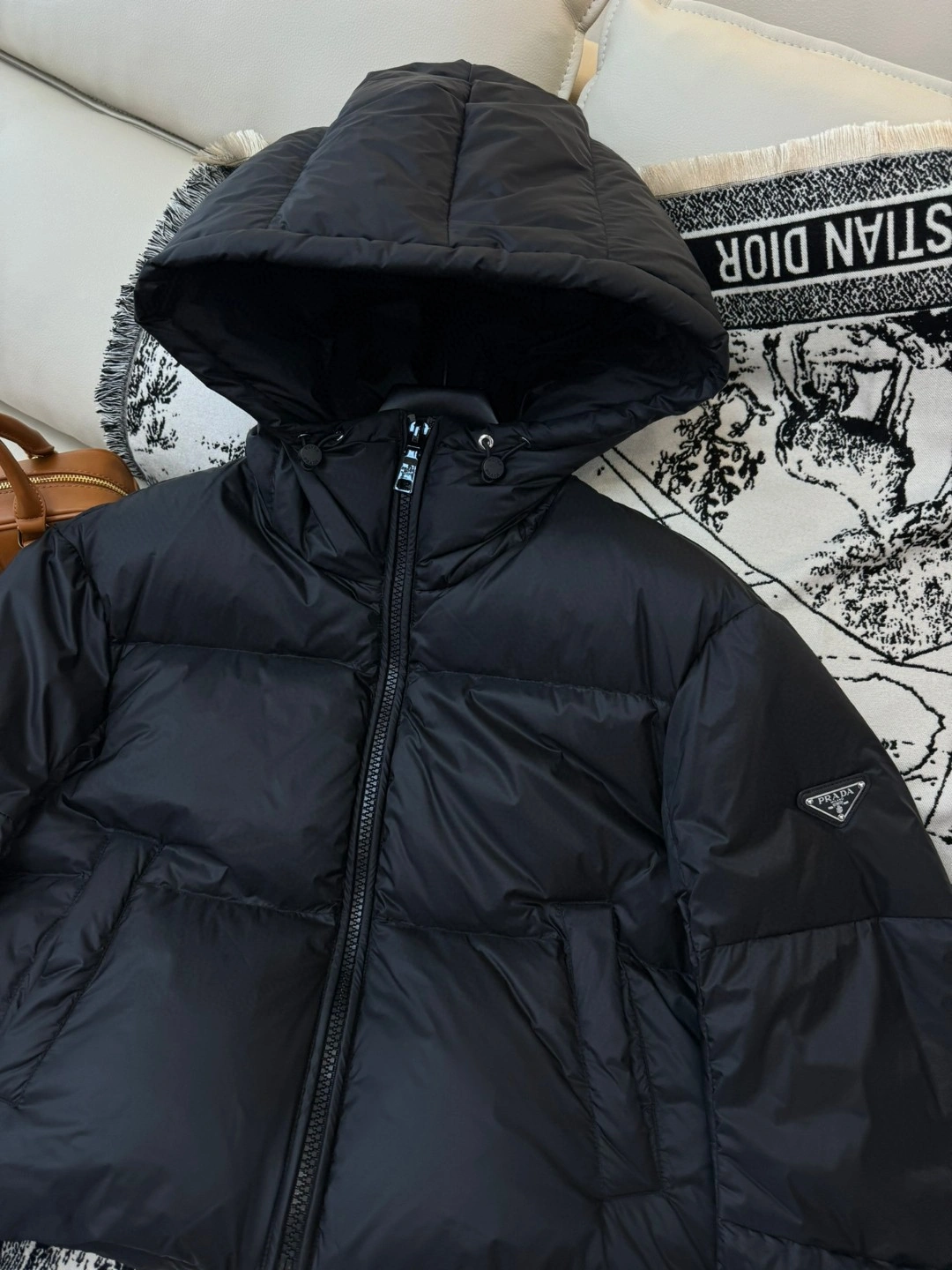 Prada Down Jackets Original 172508