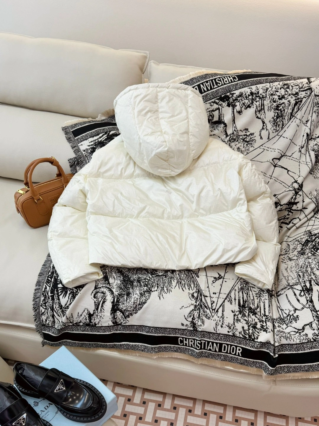 Breathable Prada Down Jackets 172475
