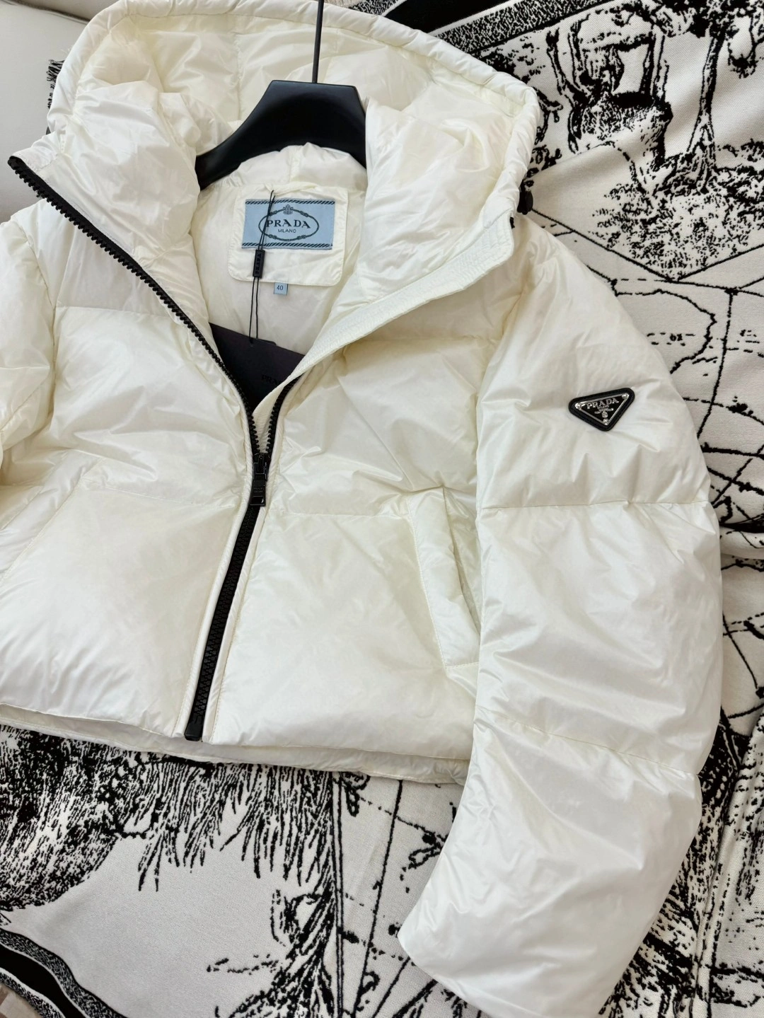 Breathable Prada Down Jackets 172475