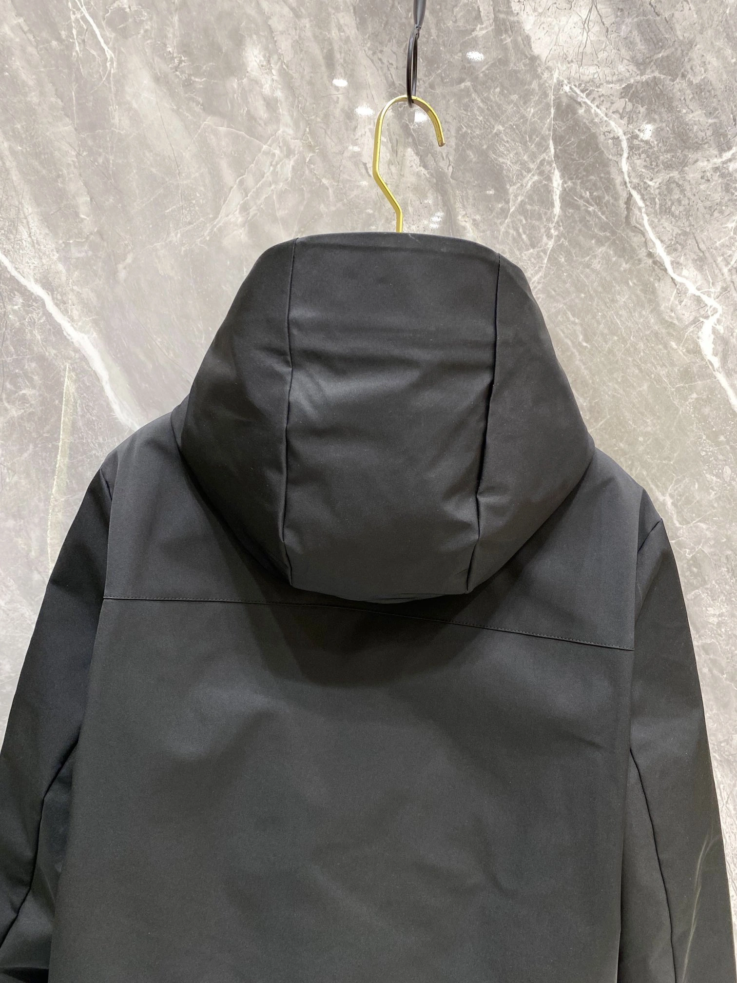 Prada Down Jackets Durable 172471