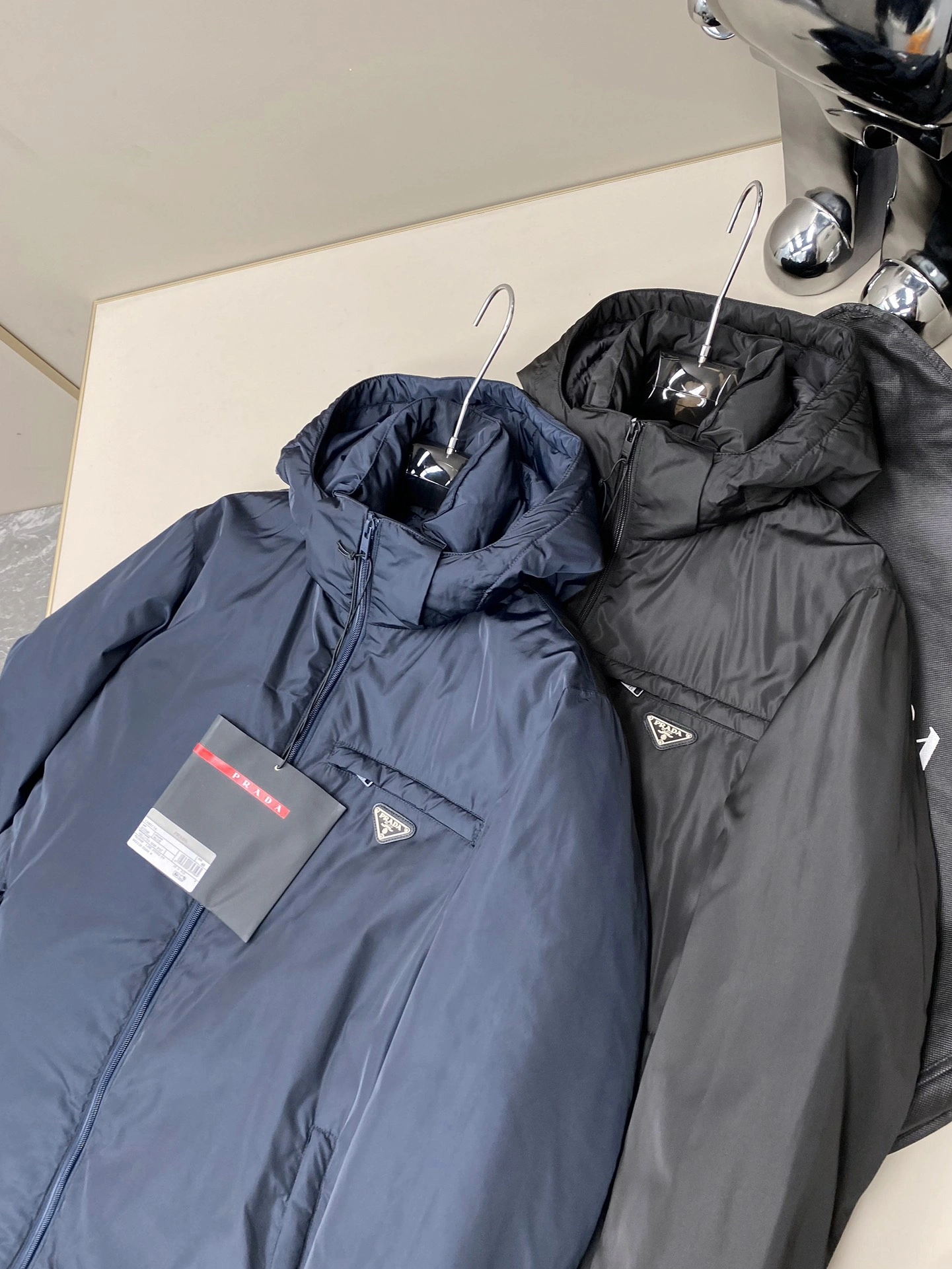 Resilient Prada Down Jackets 172472