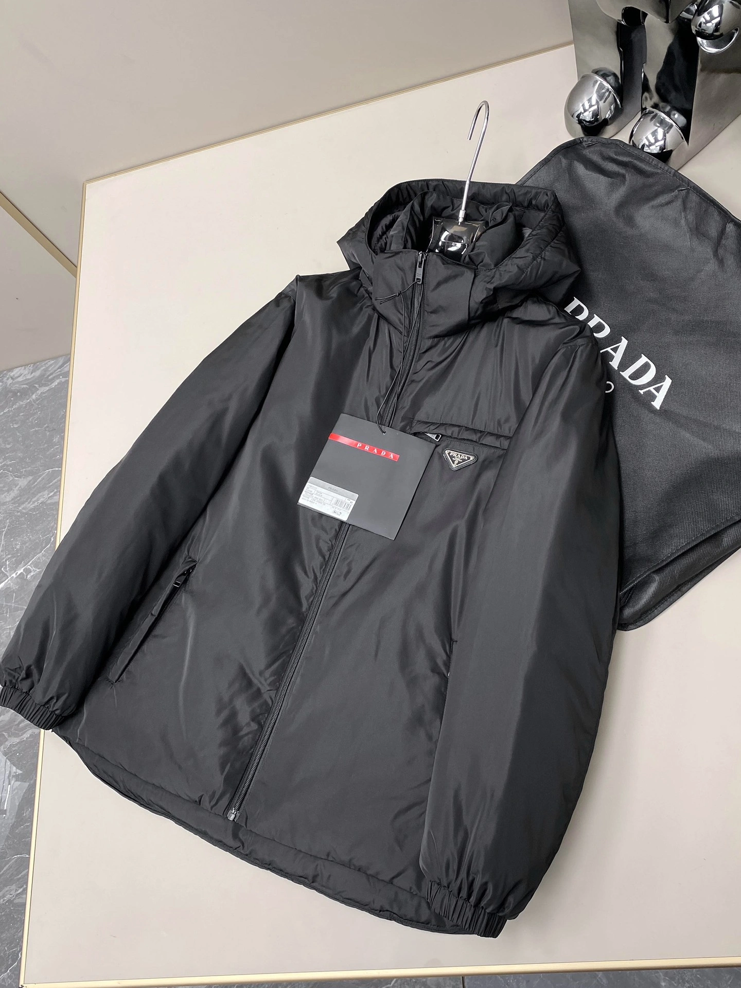 Resilient Prada Down Jackets 172472