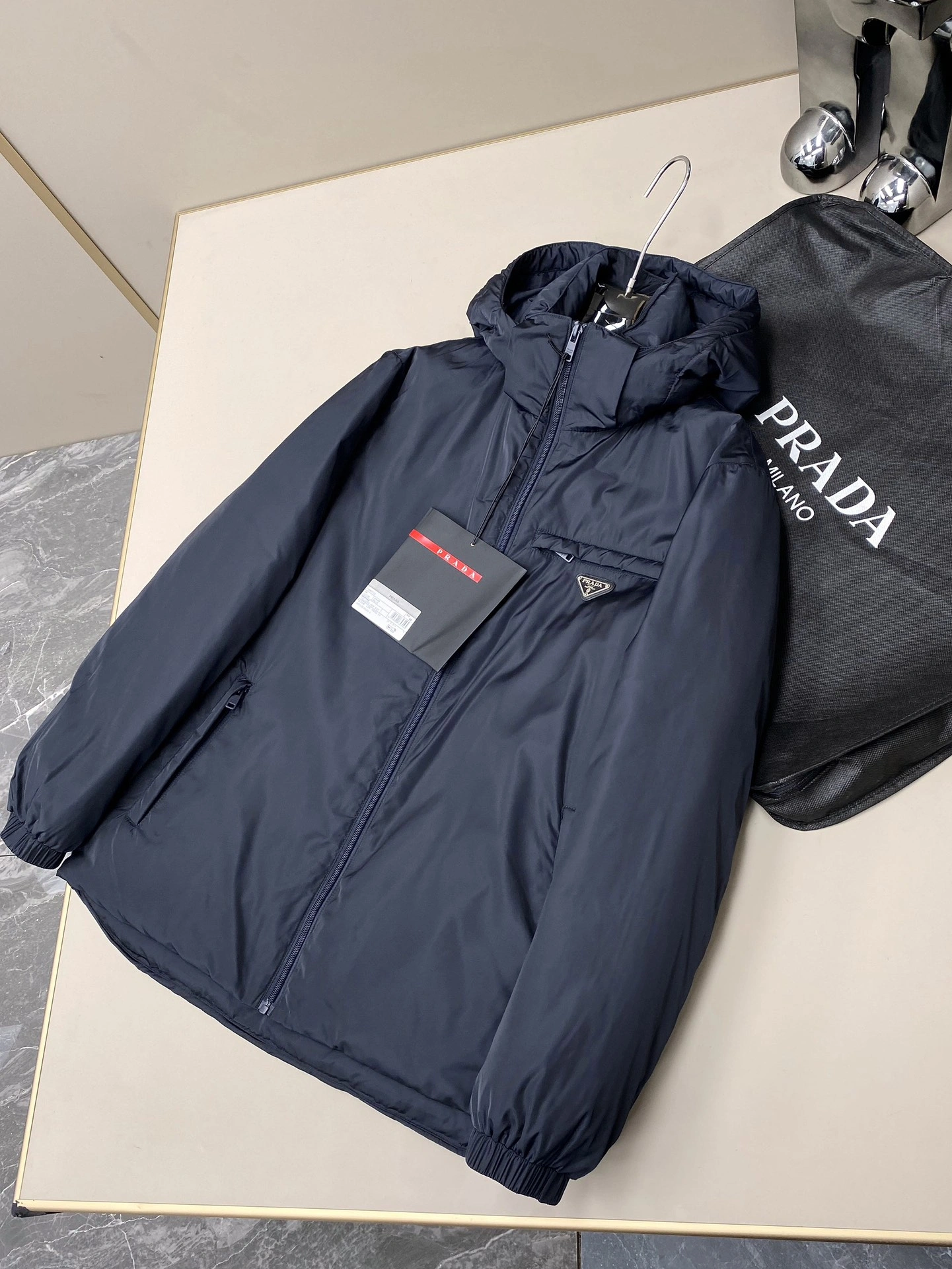 Resilient Prada Down Jackets 172472